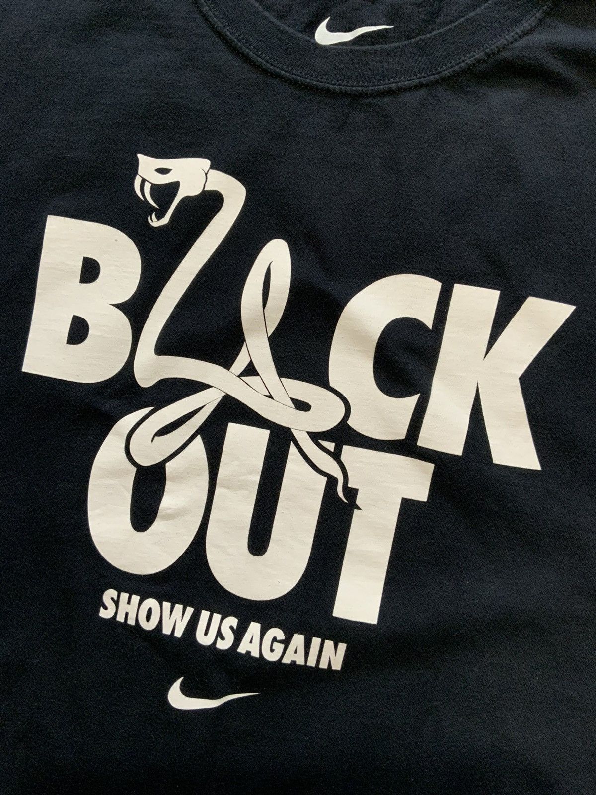 Nike Nike Black Mamba Black Out Show Us Again Kobe Bryant T-Shirt Size US XL / EU 56 / 4 - 7 Thumbnail