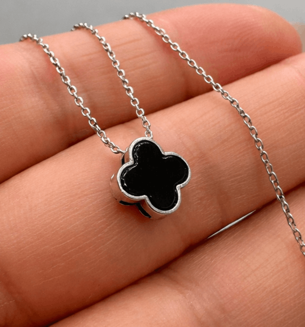 Sterling Silver Vintage 925 Sterling Silver Black Clover Necklace Size ONE SIZE - 2 Thumbnail