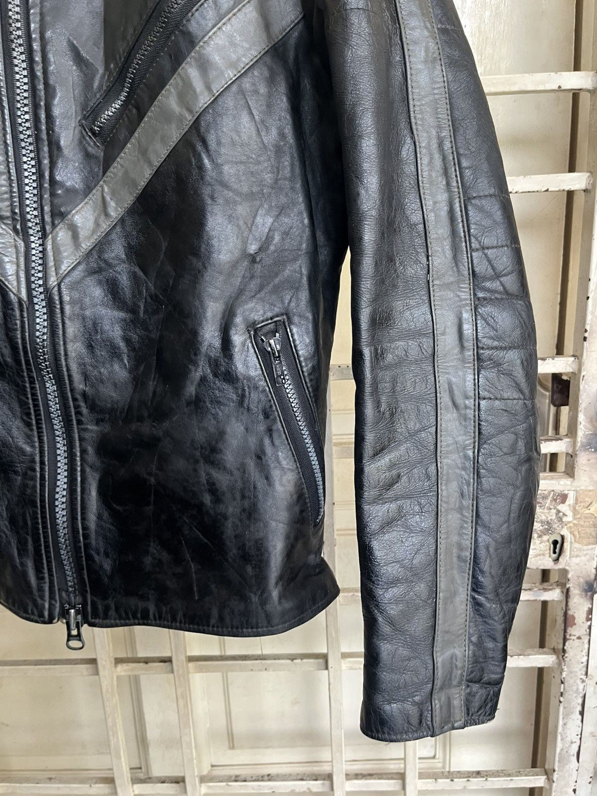Vintage Vintage cuir leather wear Size US M / EU 48-50 / 2 - 3 Thumbnail