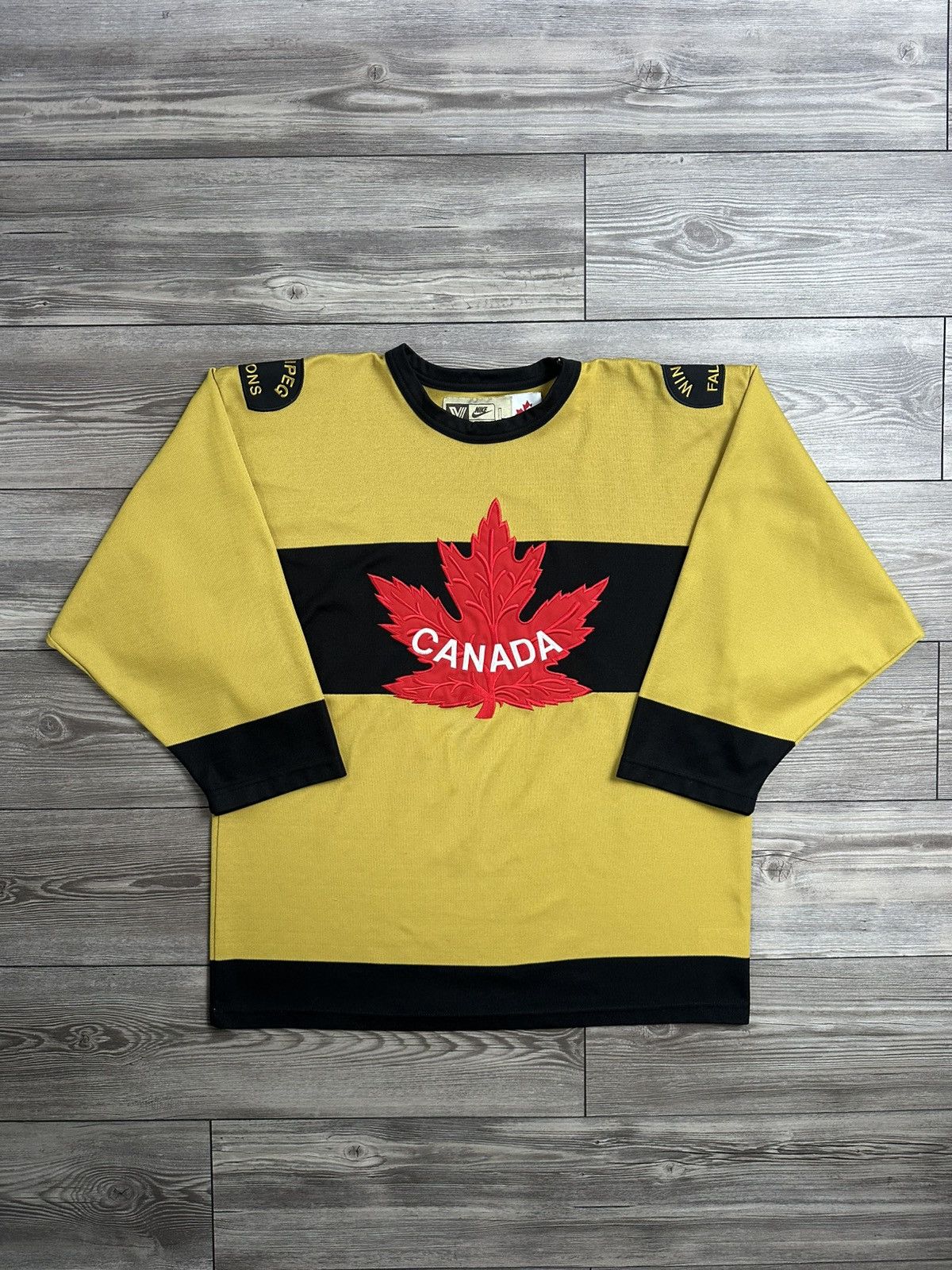 Nike Vintage Nike Team Canada Winnipeg Falcons World Cup Jersey Size US L / EU 52-54 / 3 - 1 Thumbnail
