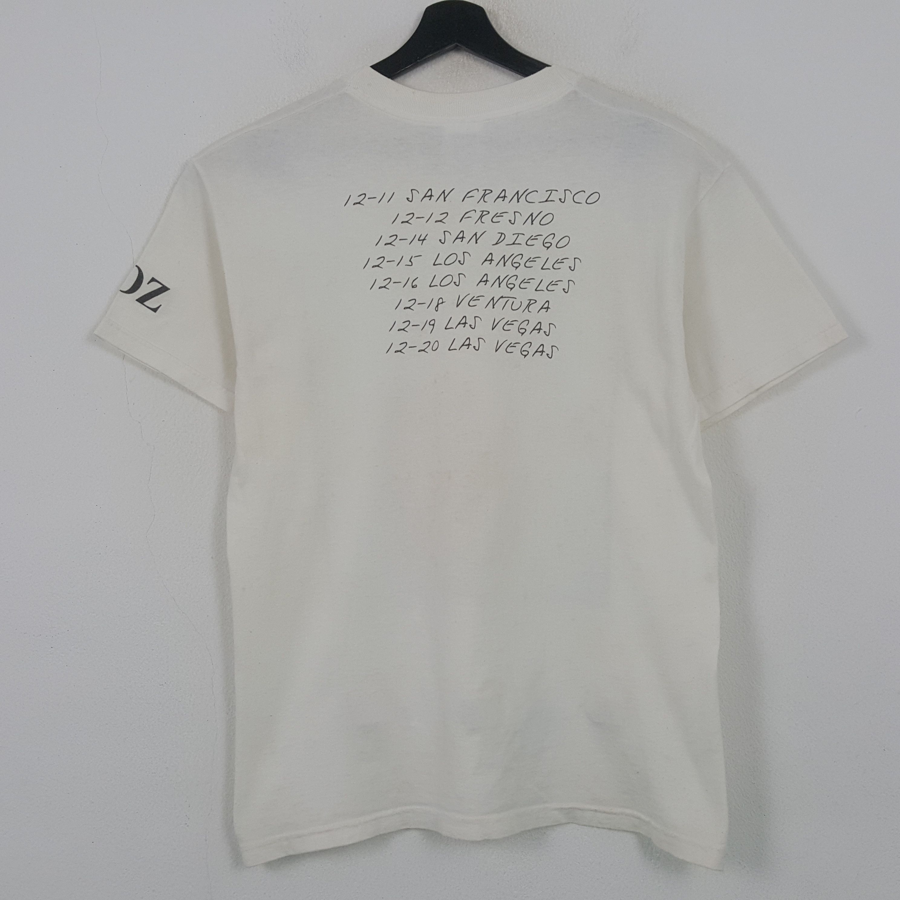 Band Tees Morrisey Singer Music Tshirt 32 Size US M / EU 48-50 / 2 - 3 Thumbnail