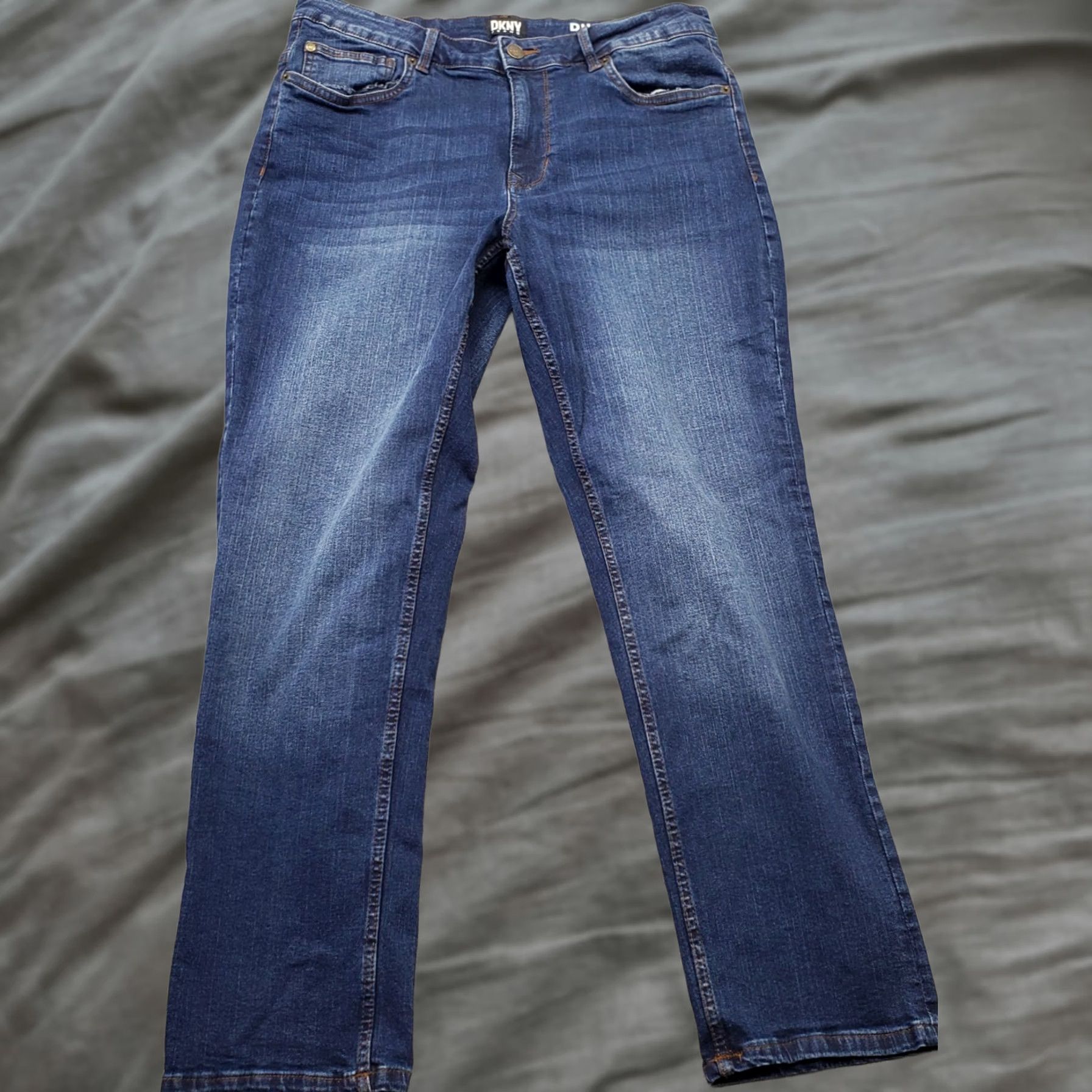 DKNY DKNY Mens Jeans 34 Straight Denim Blue Stretch Comfort 5-Pocket Regular Inseam 30.75" Whiskered Faded Boho Vintage: No Size US 34 / EU 50 - 1 Thumbnail