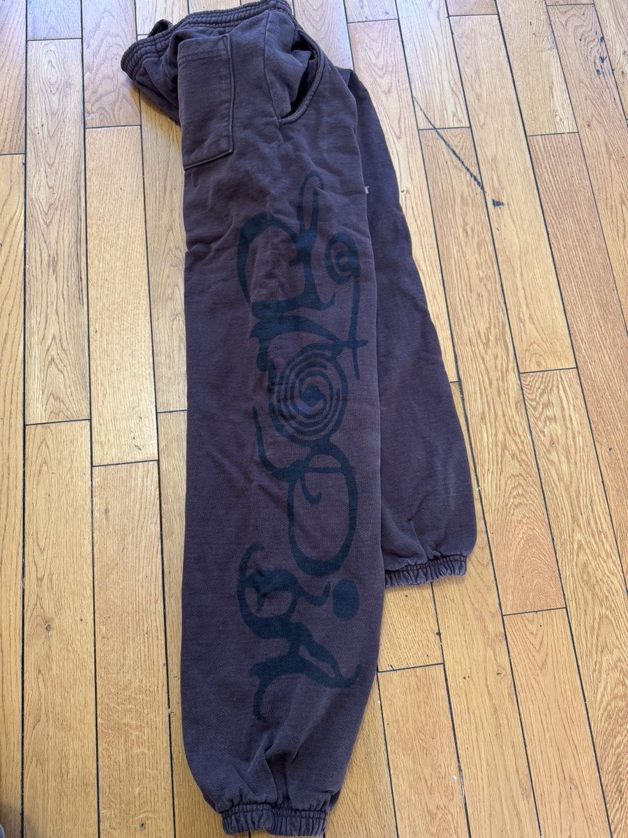 Online Ceramics × Travis Scott Travis Scott x Online Ceramics Utopia Sweatpants in brown Size US 34 / EU 50 - 3 Thumbnail