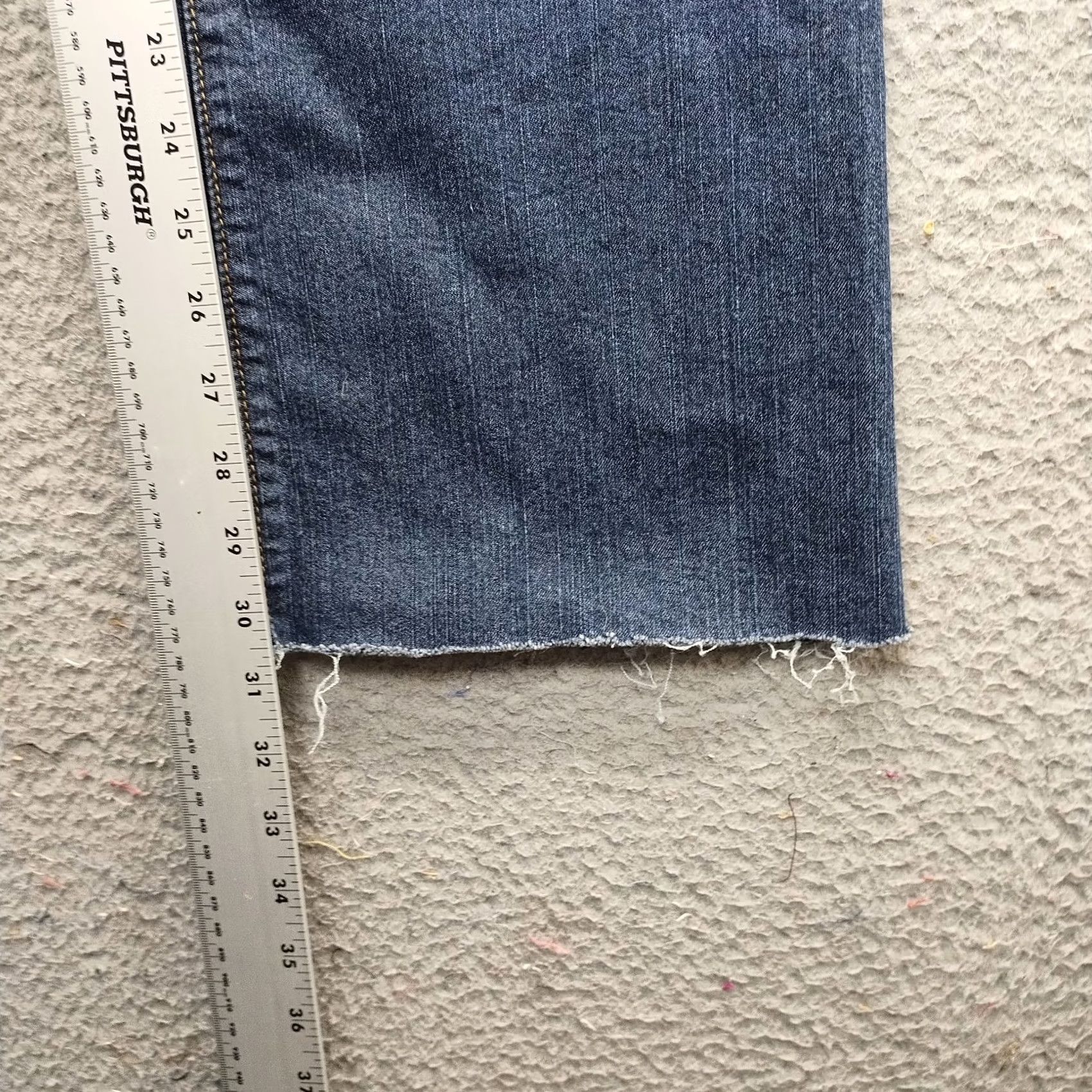 DKNY DKNY SOHO Bootcut Jeans Womens 12 Blue Denim Stretch Boho Frayed Hem Medium Wash Jeans Size 34" / US 12 / IT 48 - 6 Thumbnail