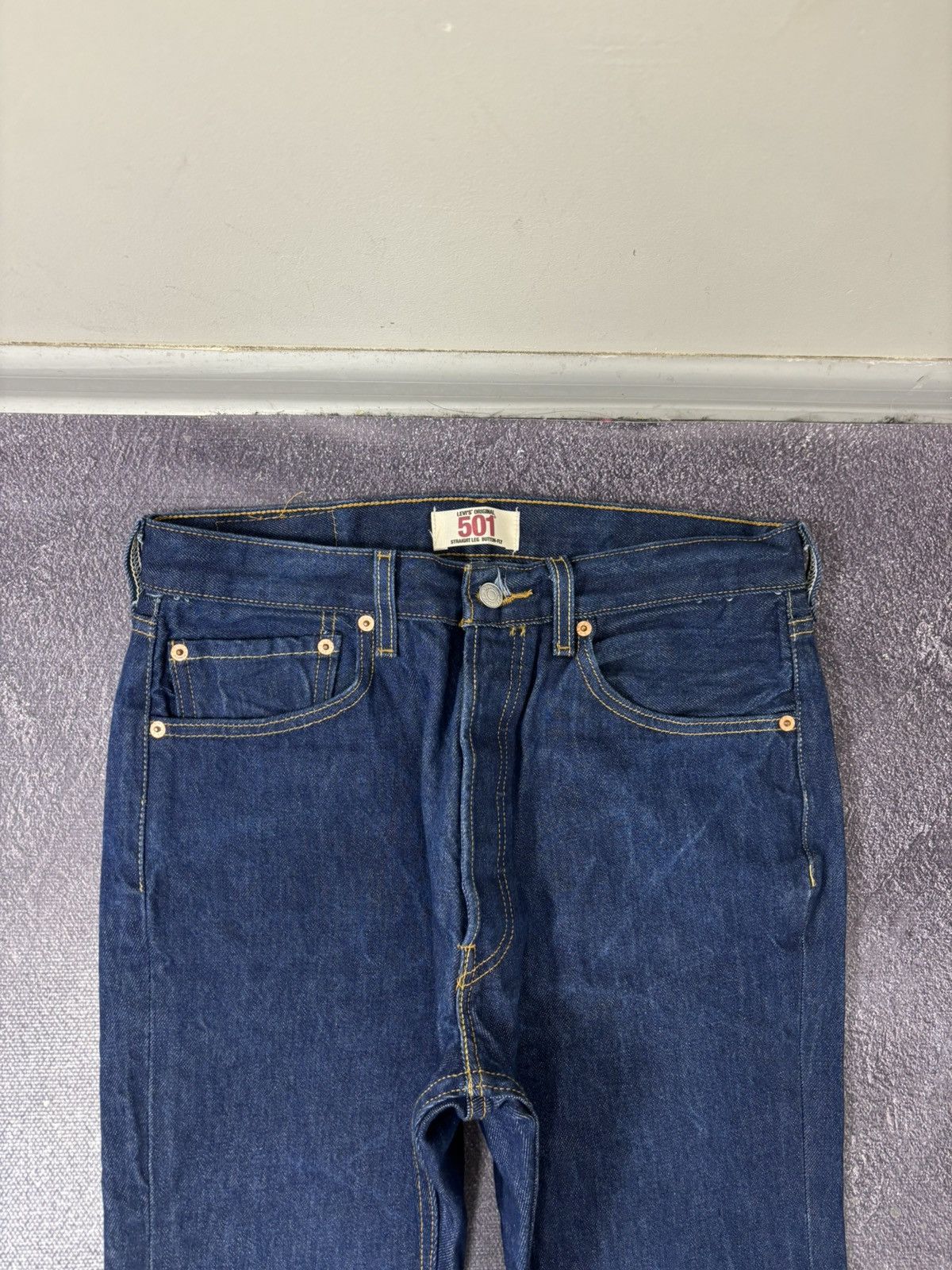 Levi's Vintage Levi’s 501 Straight Leg Button-Fly Blue Denim Jeans Size US 32 / EU 48 - 11 Thumbnail