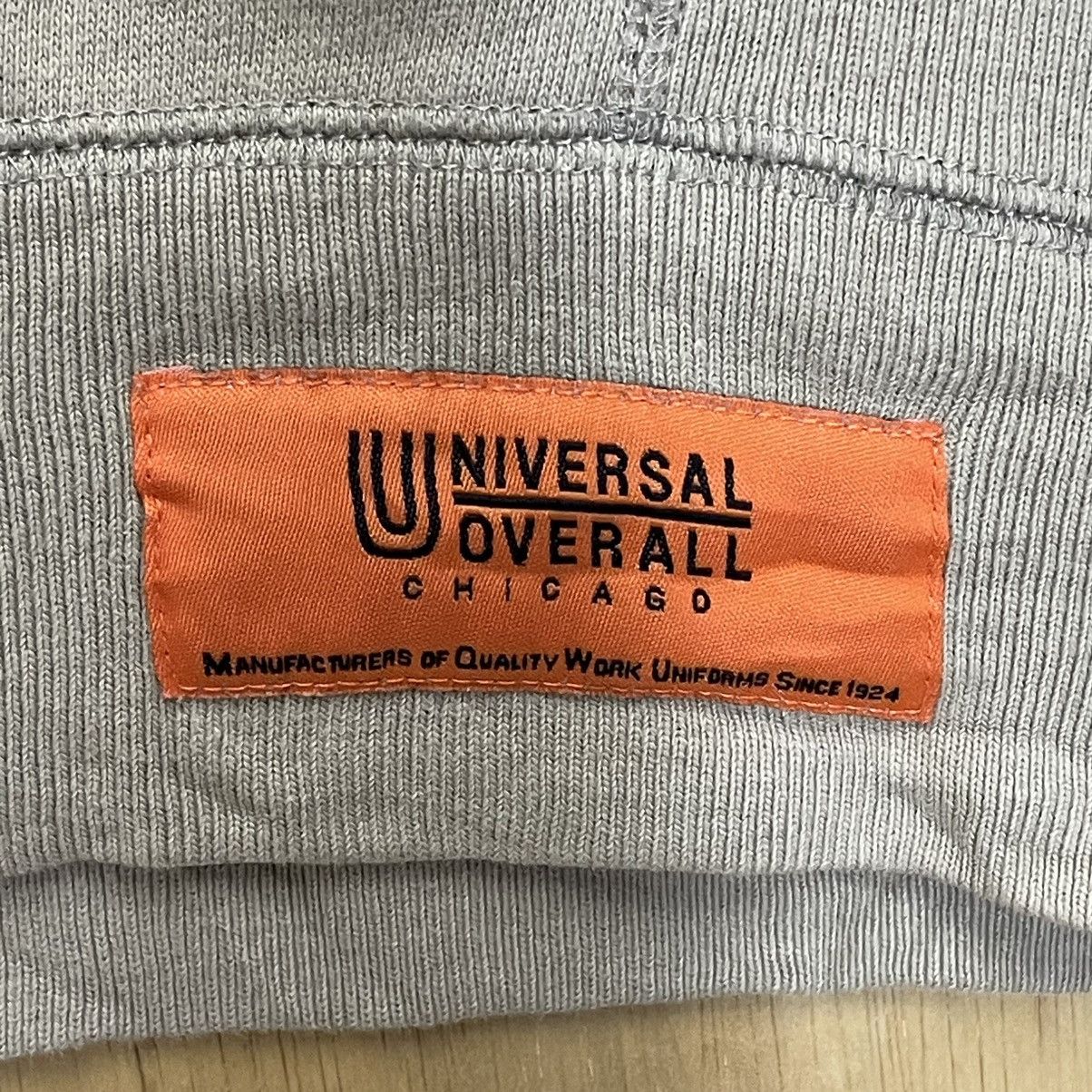 Japanese Brand Vintage 90s Universal Overall Chicago Crewneck Sweatshirt Size US L / EU 52-54 / 3 - 7 Thumbnail