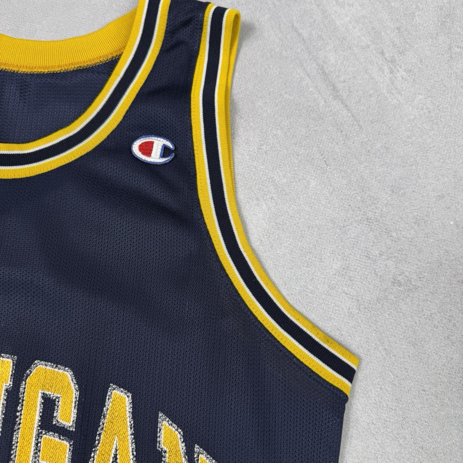 Champion Chris Webber University of Michigan Champion Basketball Size US S / EU 44-46 / 1 - 4 Thumbnail