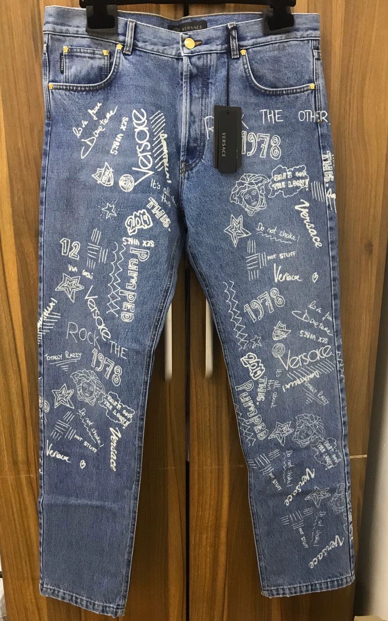 Versace Versace Graffiti jeans Size US 33 - 1 Thumbnail