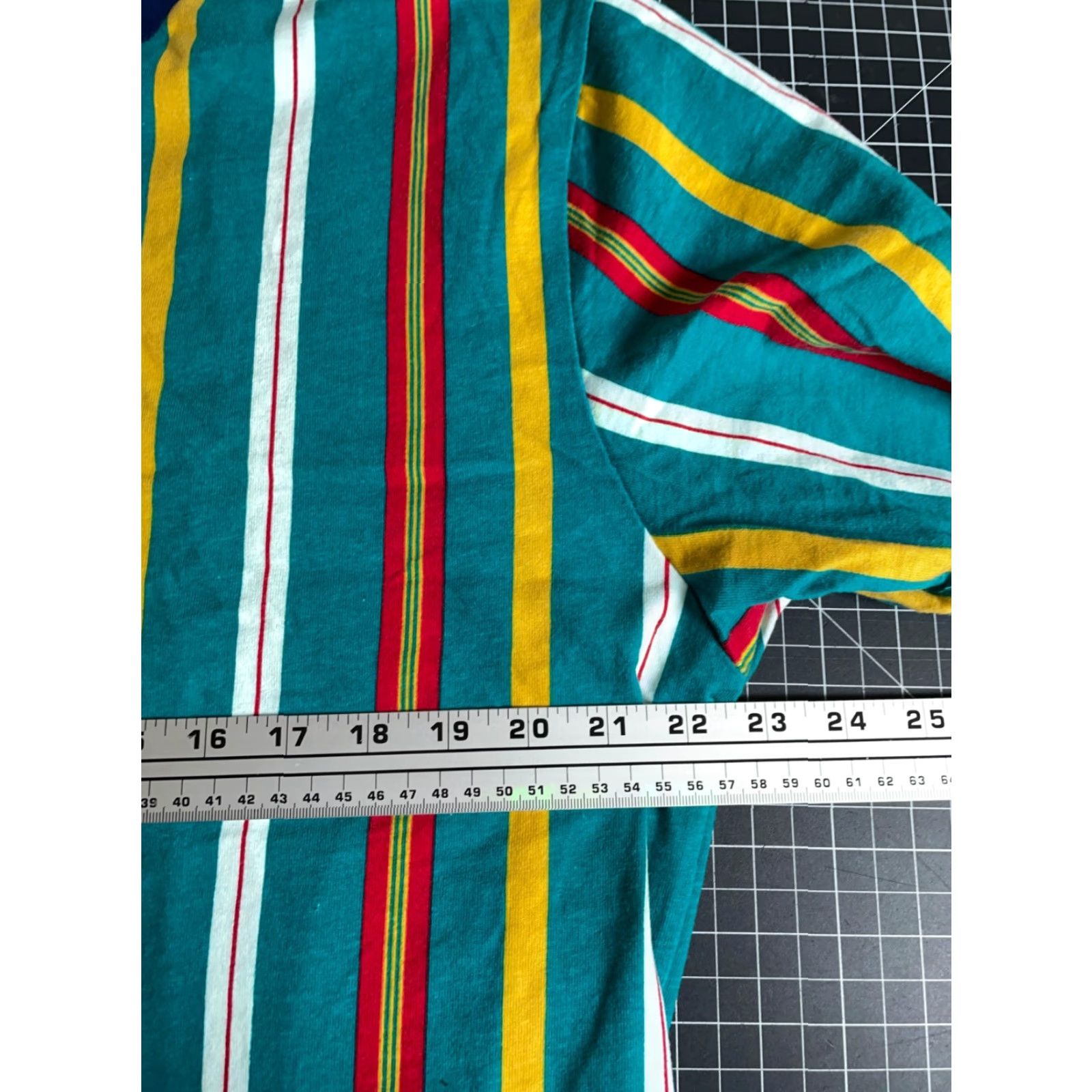 Guess VINTAGE GUESS Originals T-Shirt Men Large Green Rainbow Striped Embroidered Logo Size US L / EU 52-54 / 3 - 5 Thumbnail