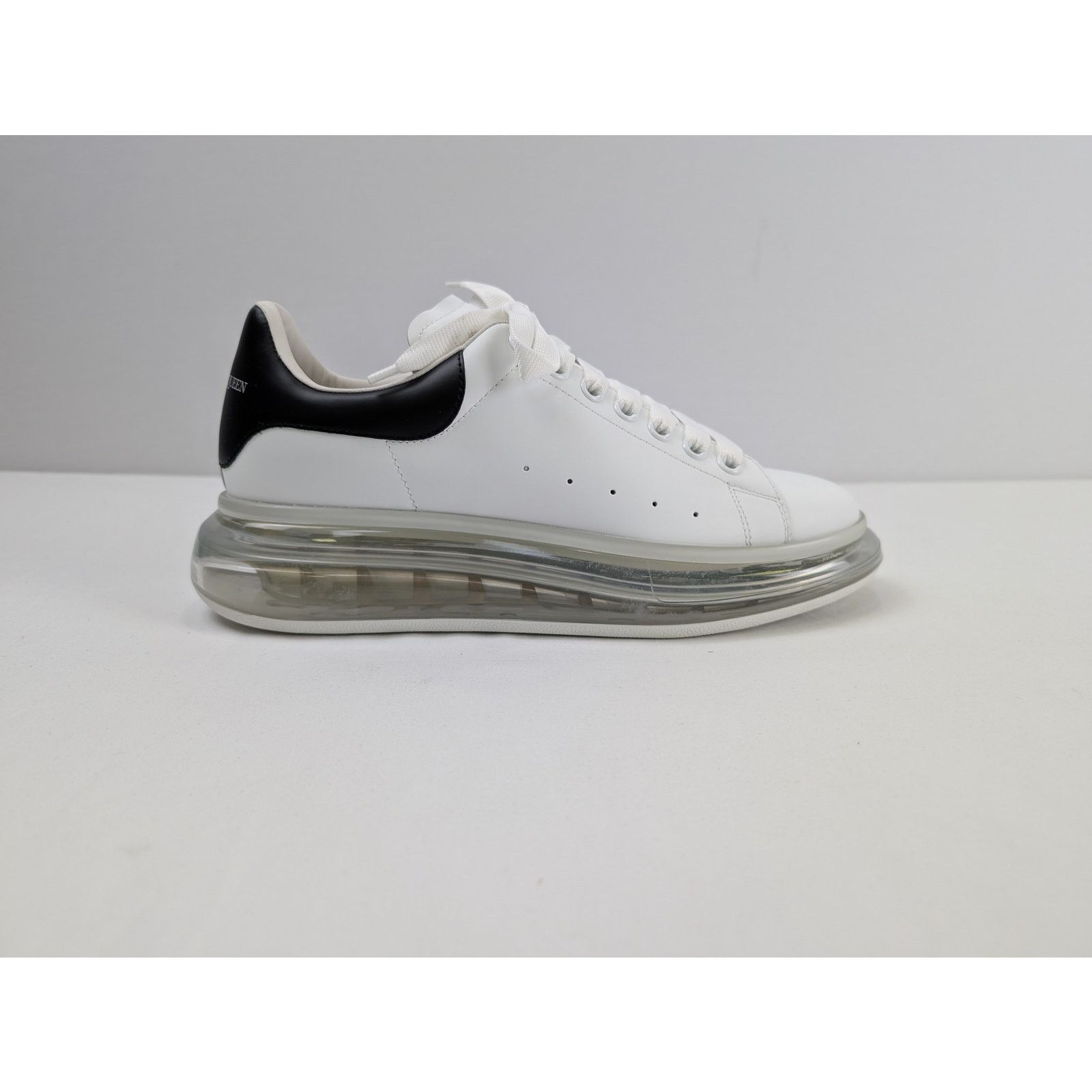 Alexander McQueen o1rshd1 Larry Sneakers in White/Black Size US 10 / EU 43 - 5 Thumbnail