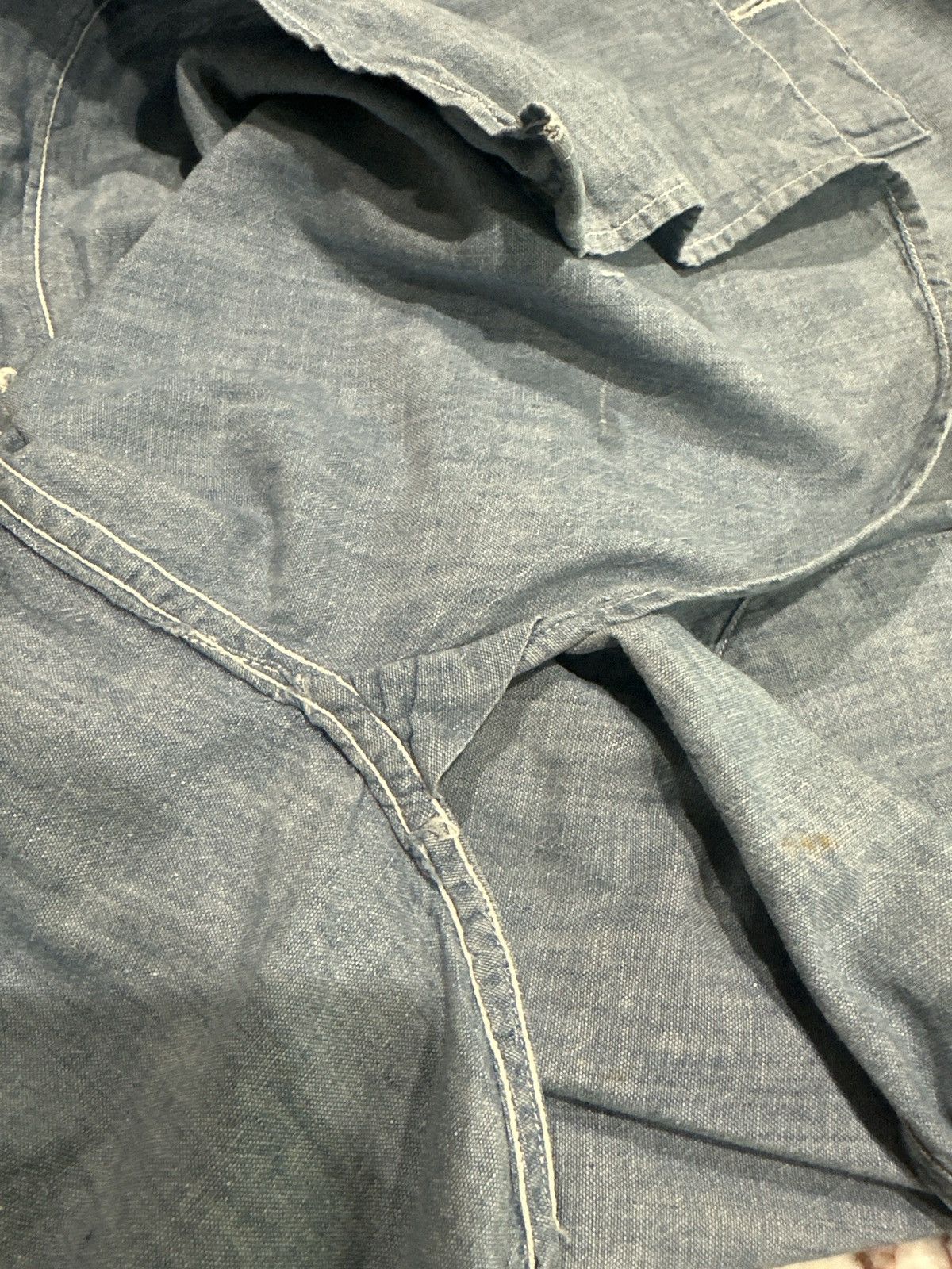 Vintage ORIGINAL 1940's～ "U.S.N" BLUE CHAMBRAY SHIRT Size US M / EU 48-50 / 2 - 12 Thumbnail