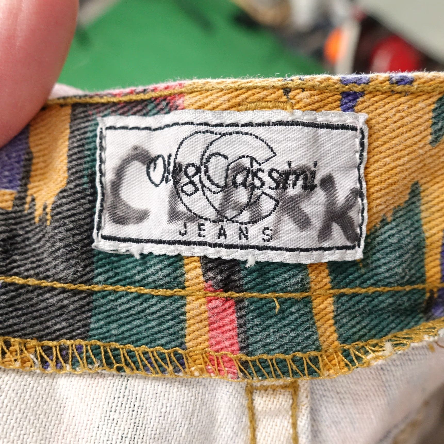 Oleg Cassini Oleg Cassini Vintage Aztec Print Denim Shorts Women’s Size 6/24 Casual Summer Fashion Size 28" / US 6 / IT 42 - 7 Thumbnail