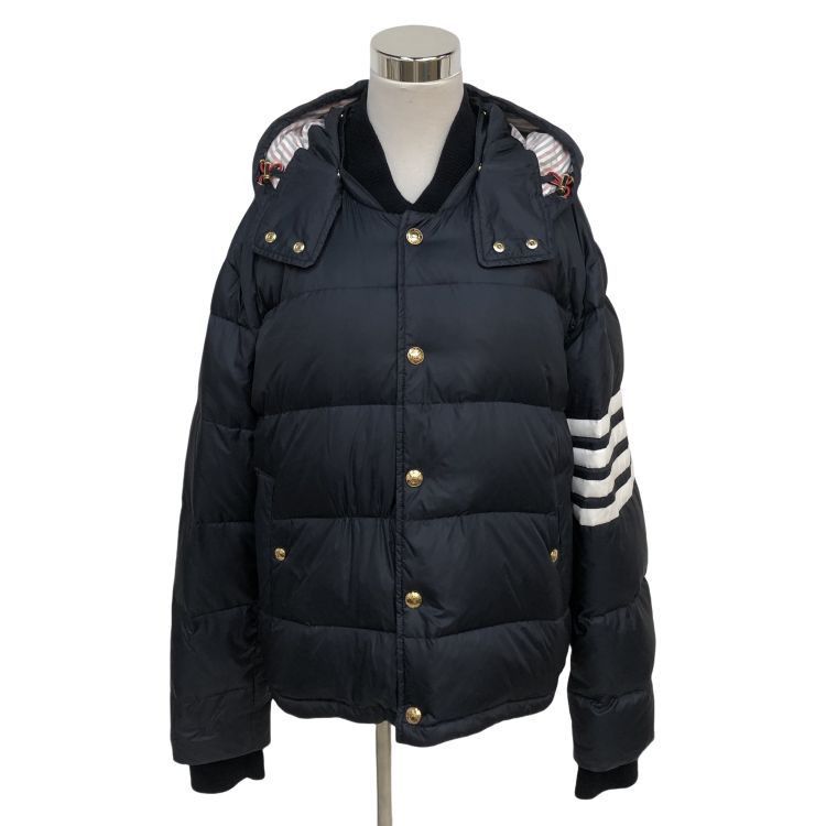 Thom Browne Thom Browne 4-Bar Puffer Jacket Size 4 Size US XL / EU 56 / 4 - 1 Thumbnail