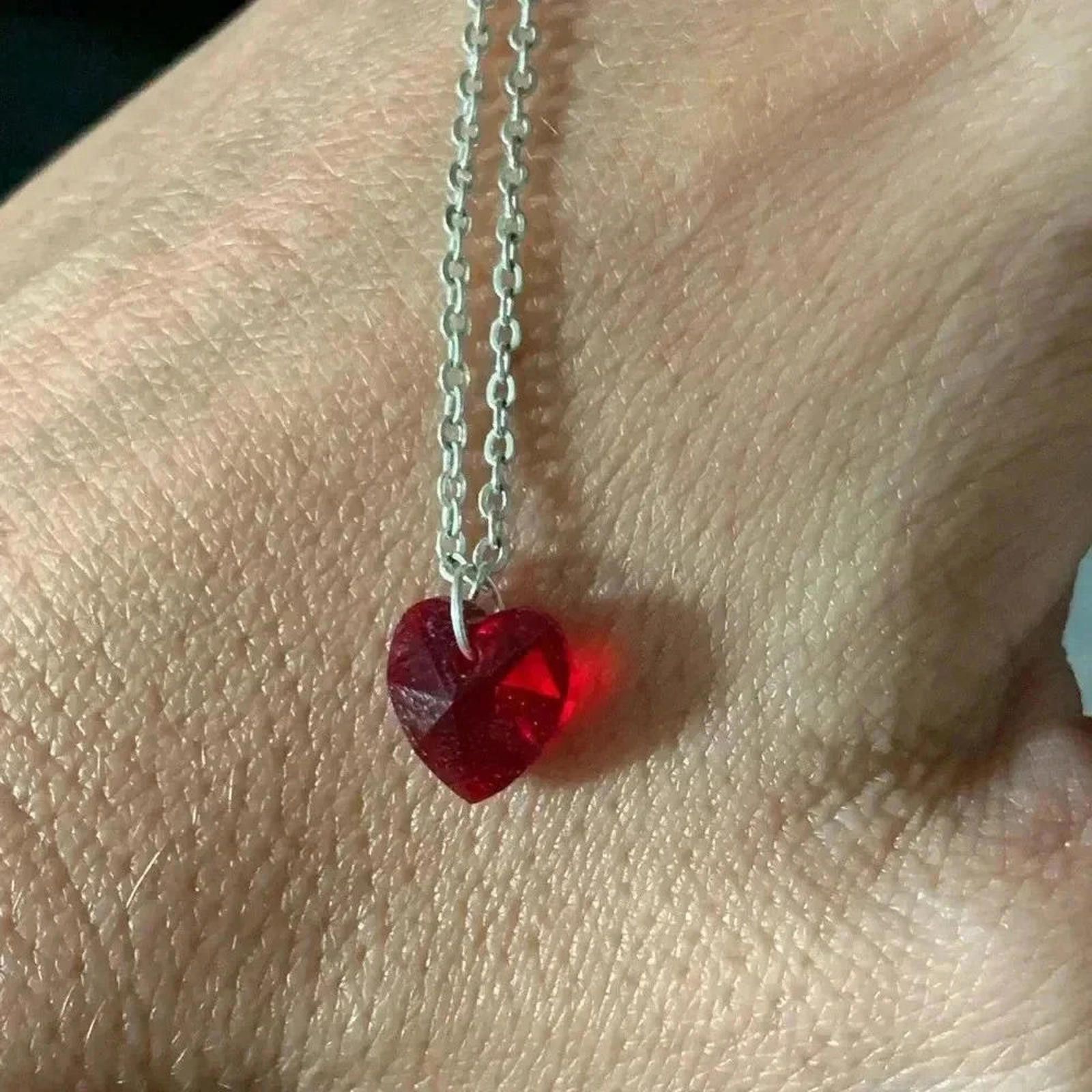 Designer Red stone heart necklace Size ONE SIZE - 3 Thumbnail