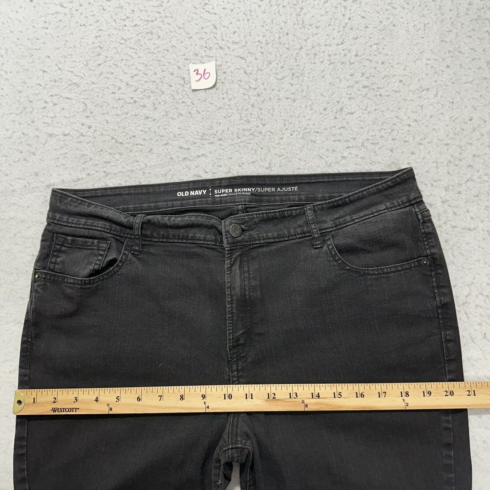 Old Navy Old Navy 16 Regular Super Skinny Mid Rise Black Jeans Size 38" / US 16 / IT 52 - 10 Thumbnail