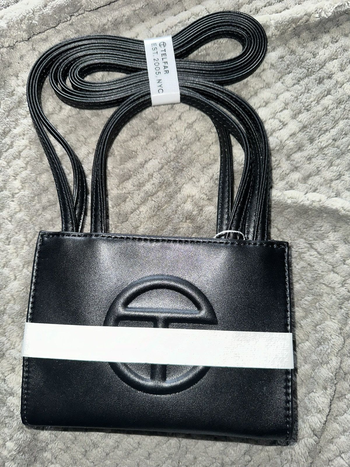 Telfar Authentic New Telfar black small vegan leather bag Size ONE SIZE - 1 Thumbnail