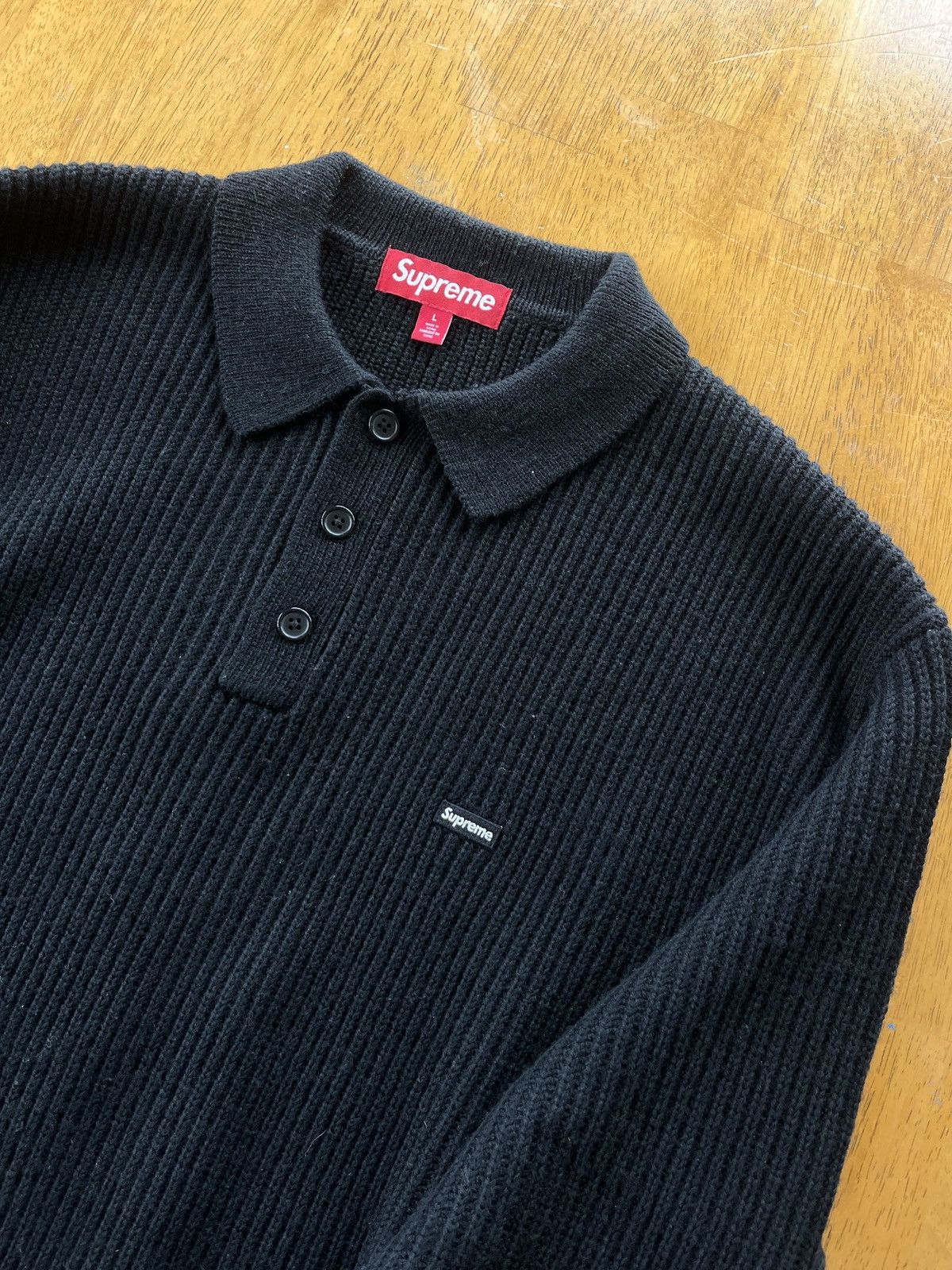 Supreme Small Box logo Collared Sweater