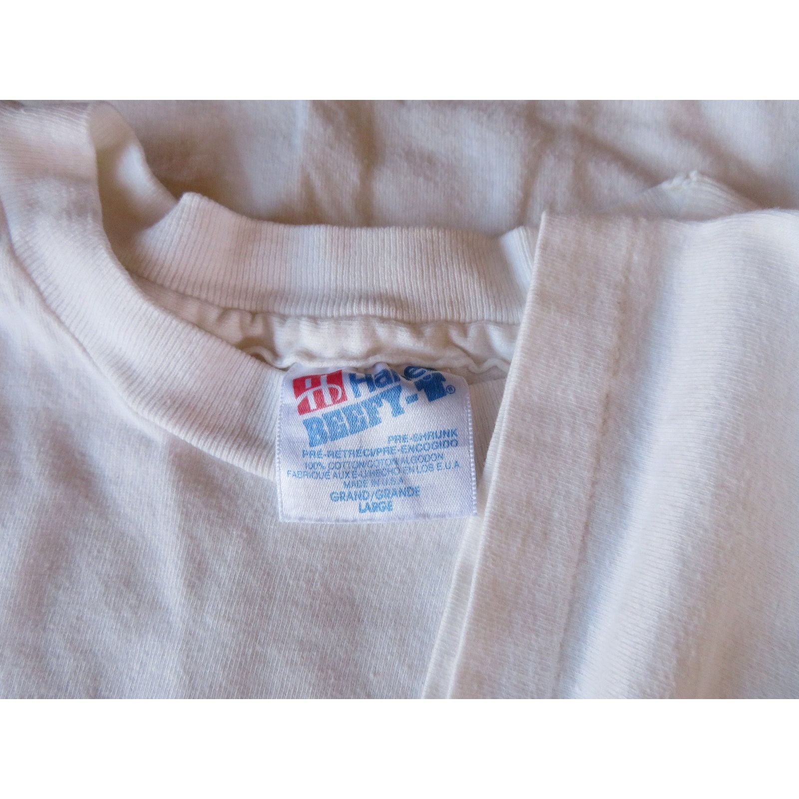 Hanes 90s Wolves With Native Fetish Print White T-shirt Sz L Size US XL / EU 56 / 4 - 4 Thumbnail