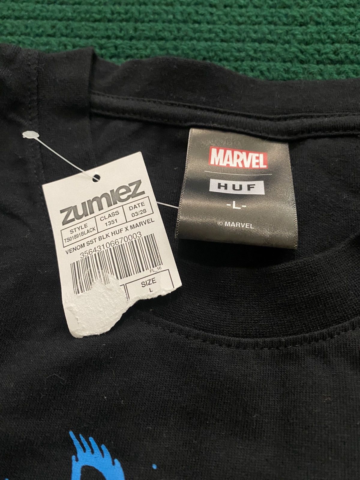Huf Huf x Marvel Venom Shirt Size US L / EU 52-54 / 3 - 3 Thumbnail
