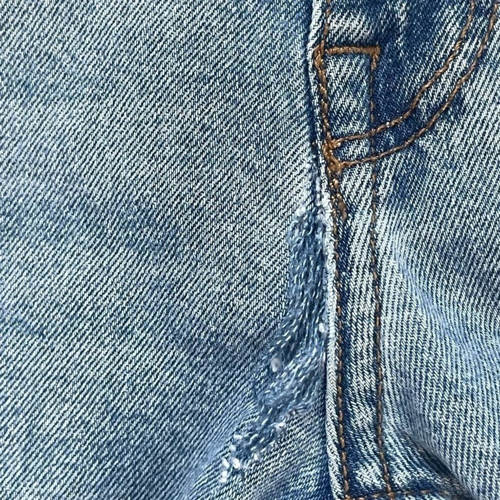 Bdg BDG Jeans Light-wash Blue Distressed Women’s Size 30. Size 30" / US 8 / IT 44 - 5 Thumbnail