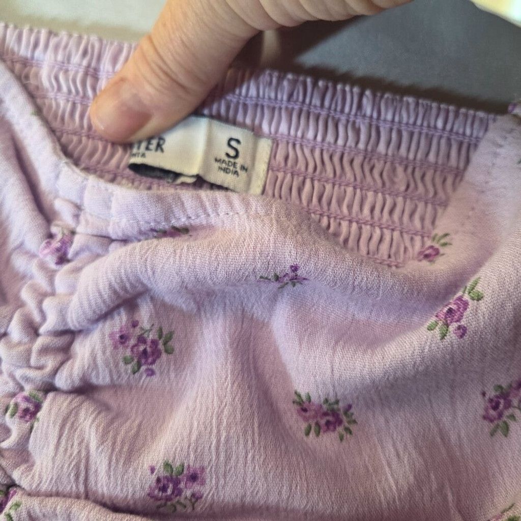 Hollister Hollister lilac long sleeve crop top bubble sleeve size SM Size S / US 4 / IT 40 - 2 Thumbnail