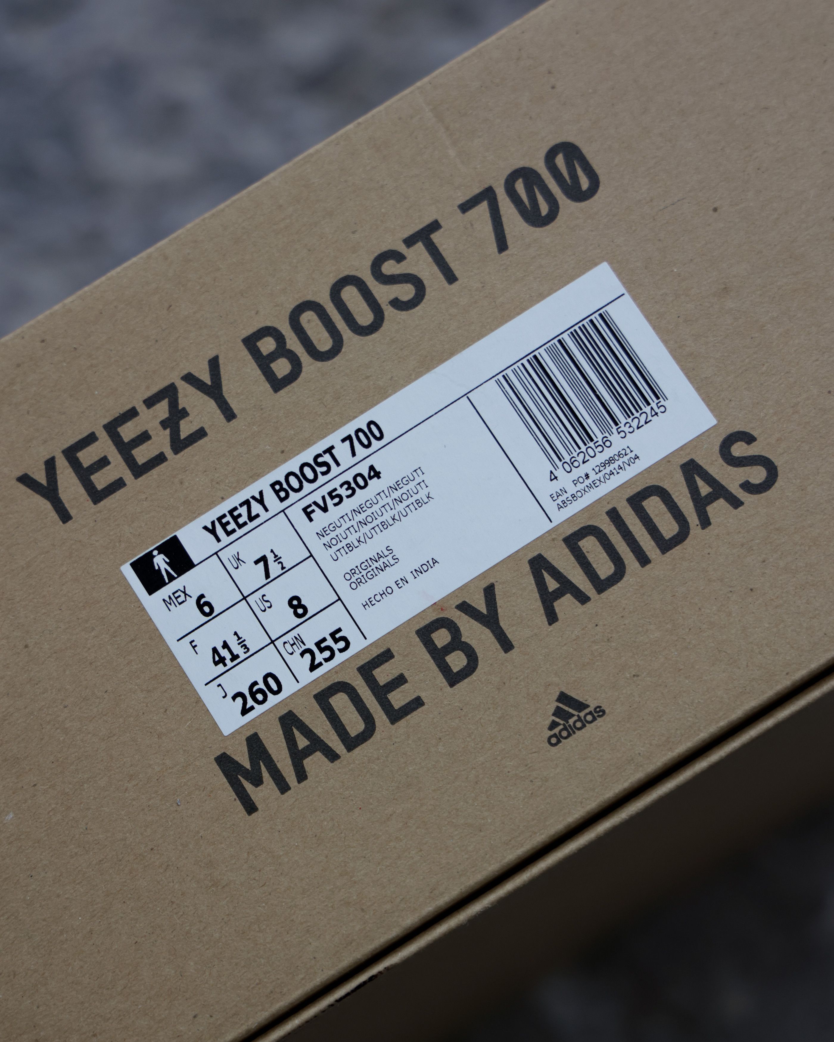 Yeezy Yeezy 700 Utility Black Size US 7.5 / EU 40-41 - 6 Thumbnail