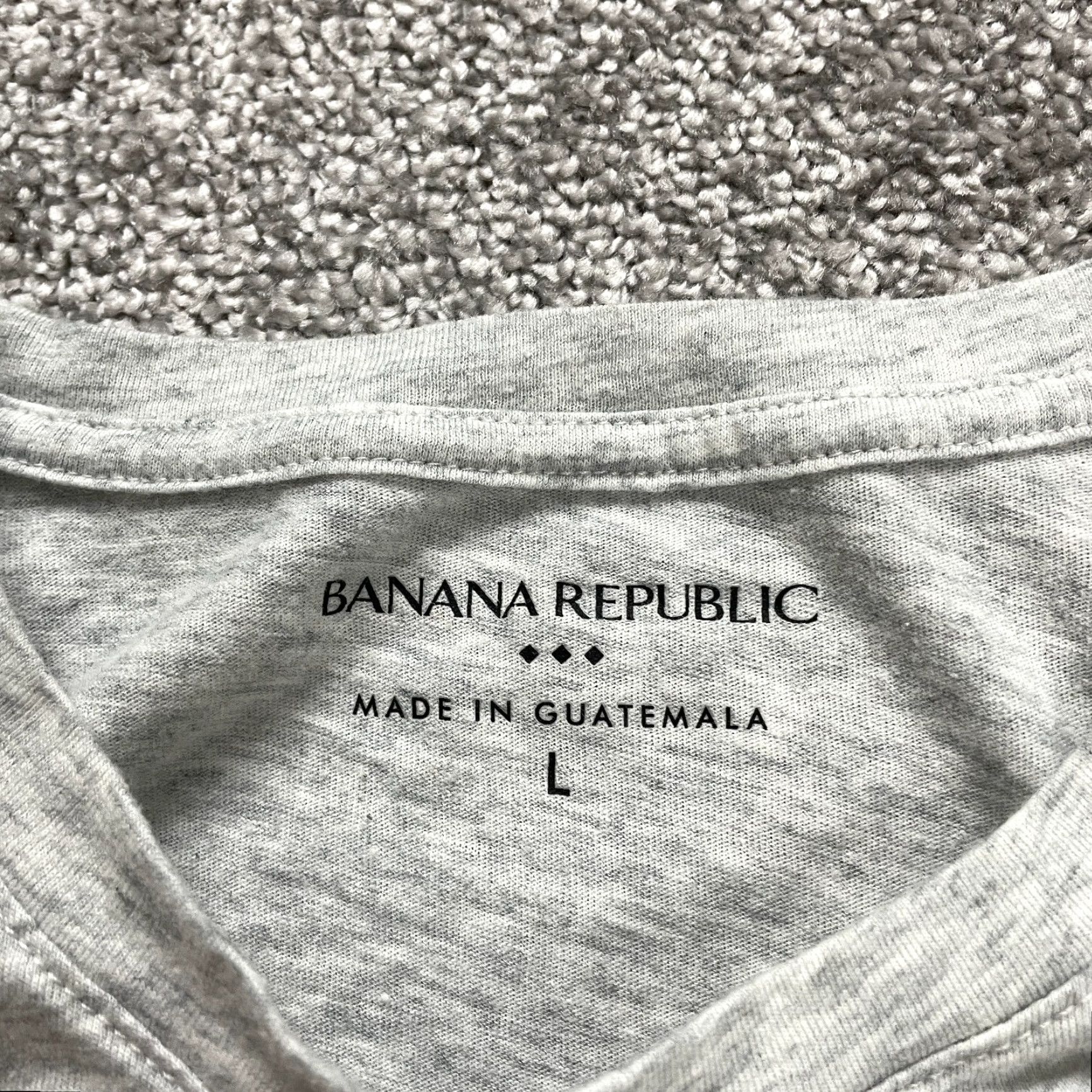 Banana Republic VINTAGE? No — Banana Republic T-Shirt Womens Large Gray Crew Neck Short Sleeve Cotton Tee Top Size L / US 10 / IT 46 - 4 Thumbnail