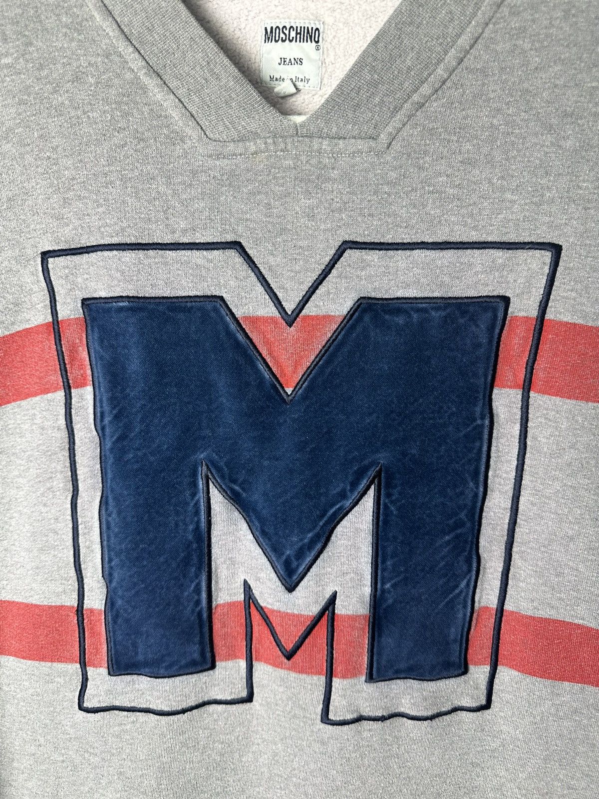 Moschino Moschino Jeans Vintage Cotton V Neck Sweatshirt Size M Size M / US 6-8 / IT 42-44 - 2 Thumbnail