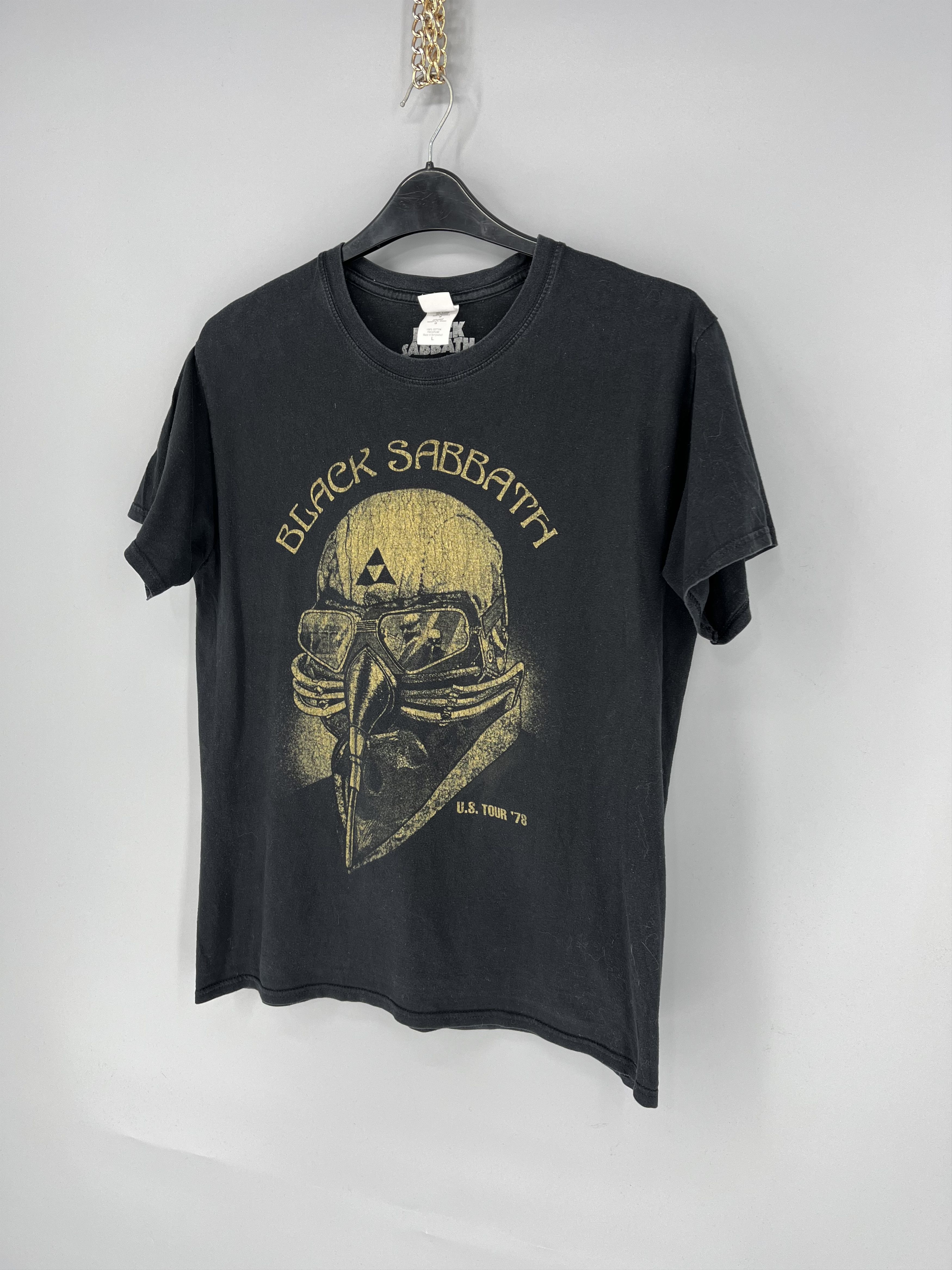Band Tees Vintage Black Sabbath Big Logo Y2K T-Shirt Size US M / EU 48-50 / 2 - 3 Thumbnail