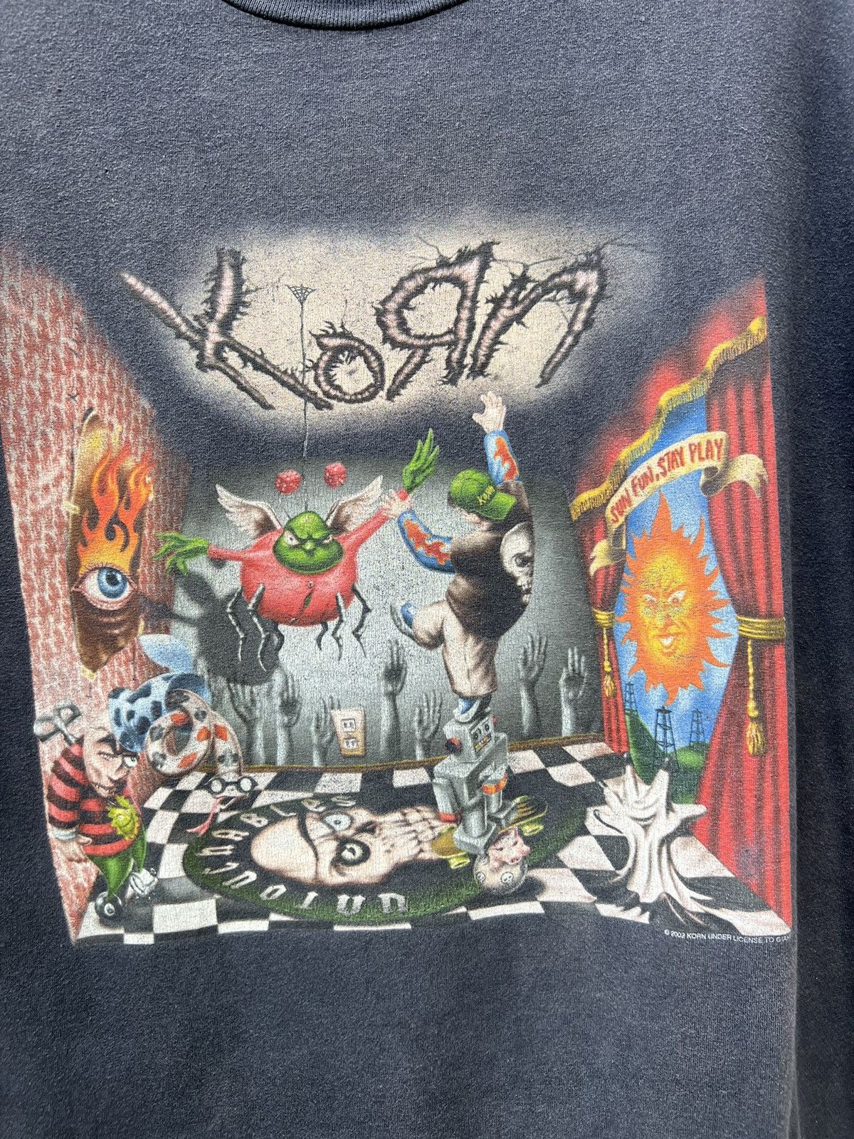 Band Tees Vintage 2002 KORN Untouchables Sun Faded Black Band t shirt Size US XL / EU 56 / 4 - 6 Thumbnail