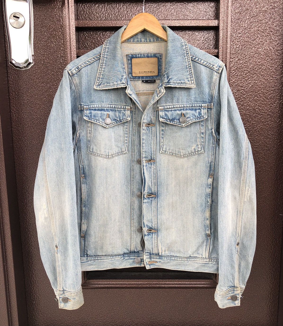 Oakley Vintage Oakley Denim Trucker Jacket Size US M / EU 48-50 / 2 - 7 Thumbnail