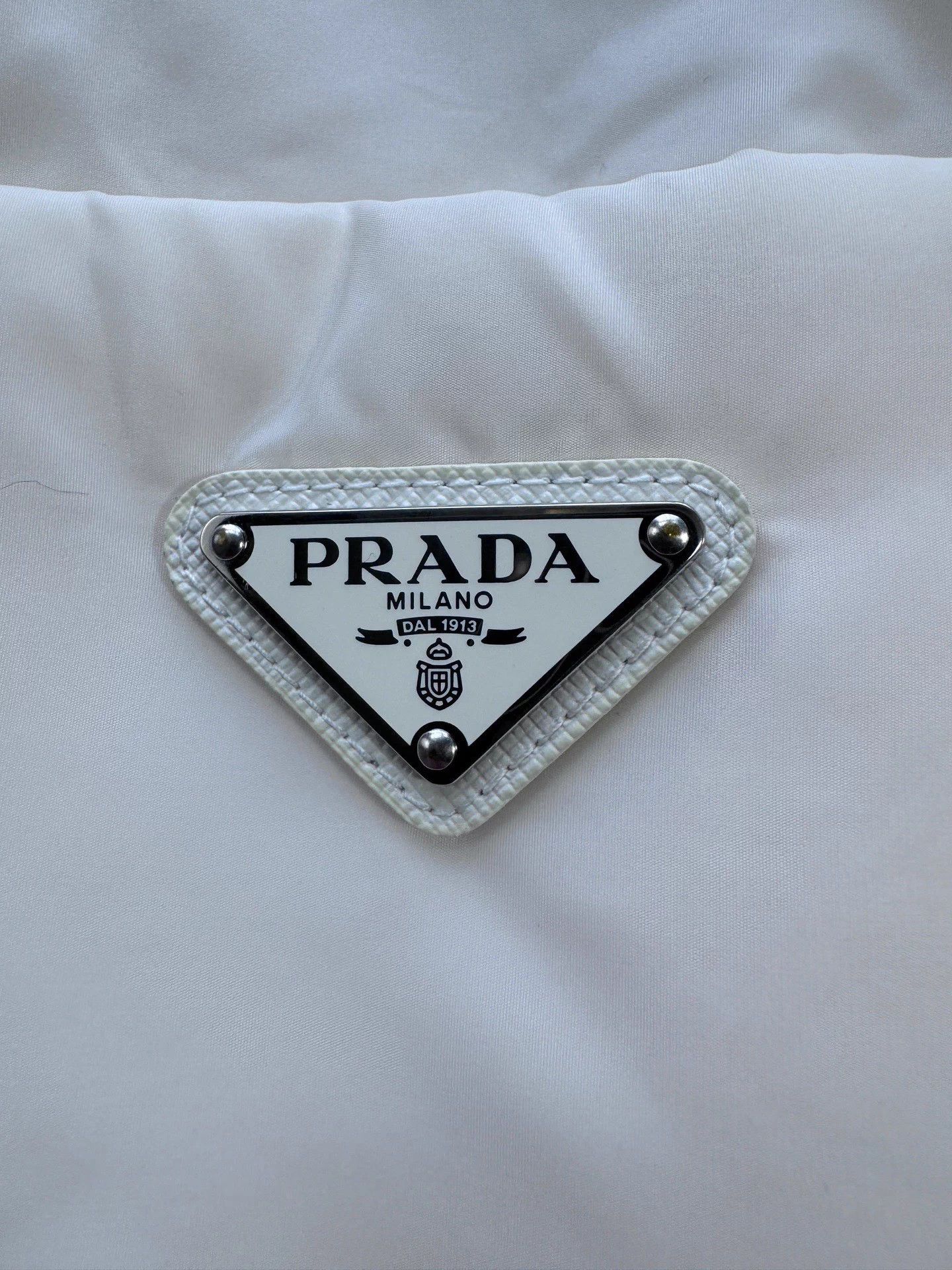 Prada Prada White Triangle Logo Nylon Cotton Puffer Jacket 36 Size XS / US 0-2 / IT 36-38 - 4 Thumbnail