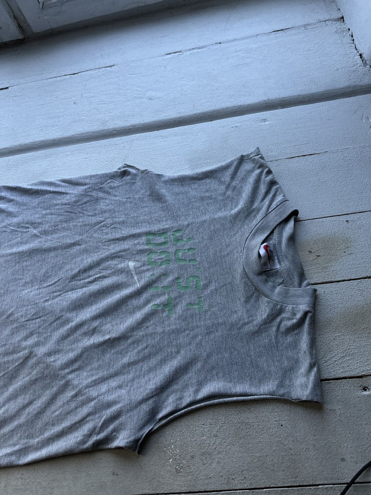 Vintage 🚨NIKE Y2K BIG LOGO vintage tank top Tshirt SWOOSH RARE Size US S / EU 44-46 / 1 - 2 Thumbnail