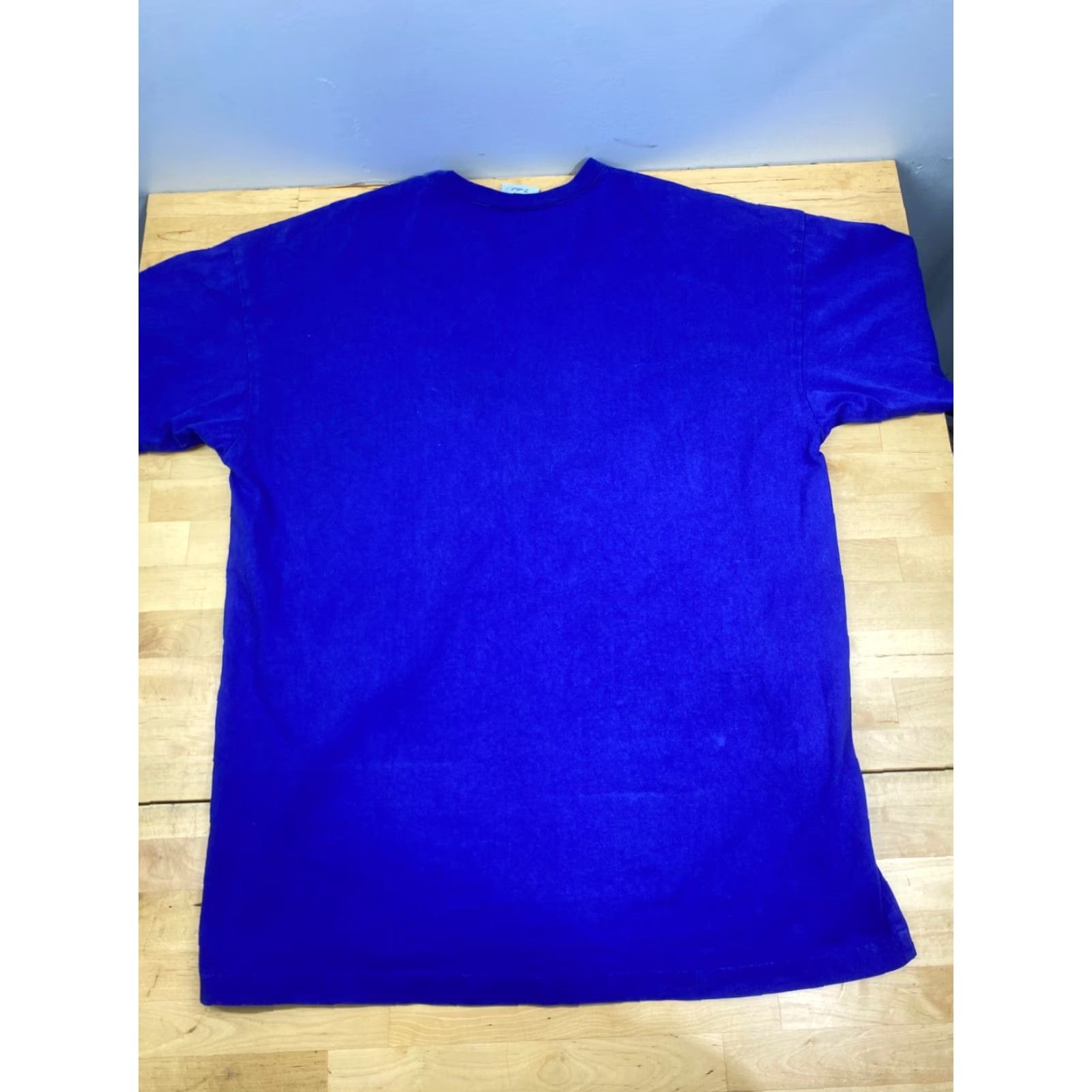 Johnny Was VINTAGE Johnny Was T Shirt One Size Fits All Royal Blue Sun Embroidered #8190 Shirts Womens One Size Royal Blue Embroidered Flower 1990s Size ONE SIZE - 8 Thumbnail