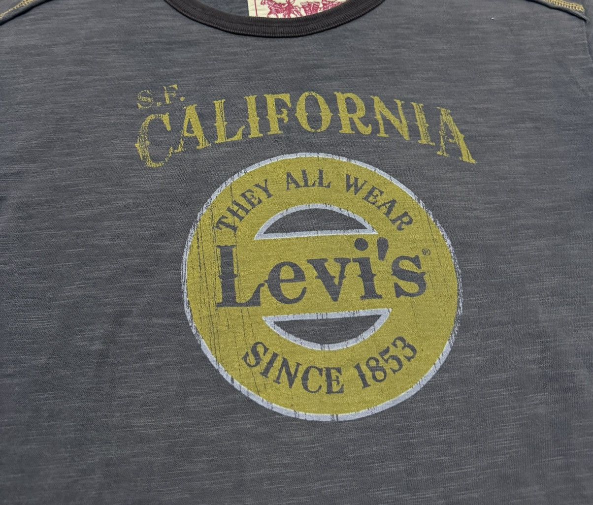 Levi's Vintage Clothing Vintage LEVIS Tee Size US L / EU 52-54 / 3 - 3 Thumbnail