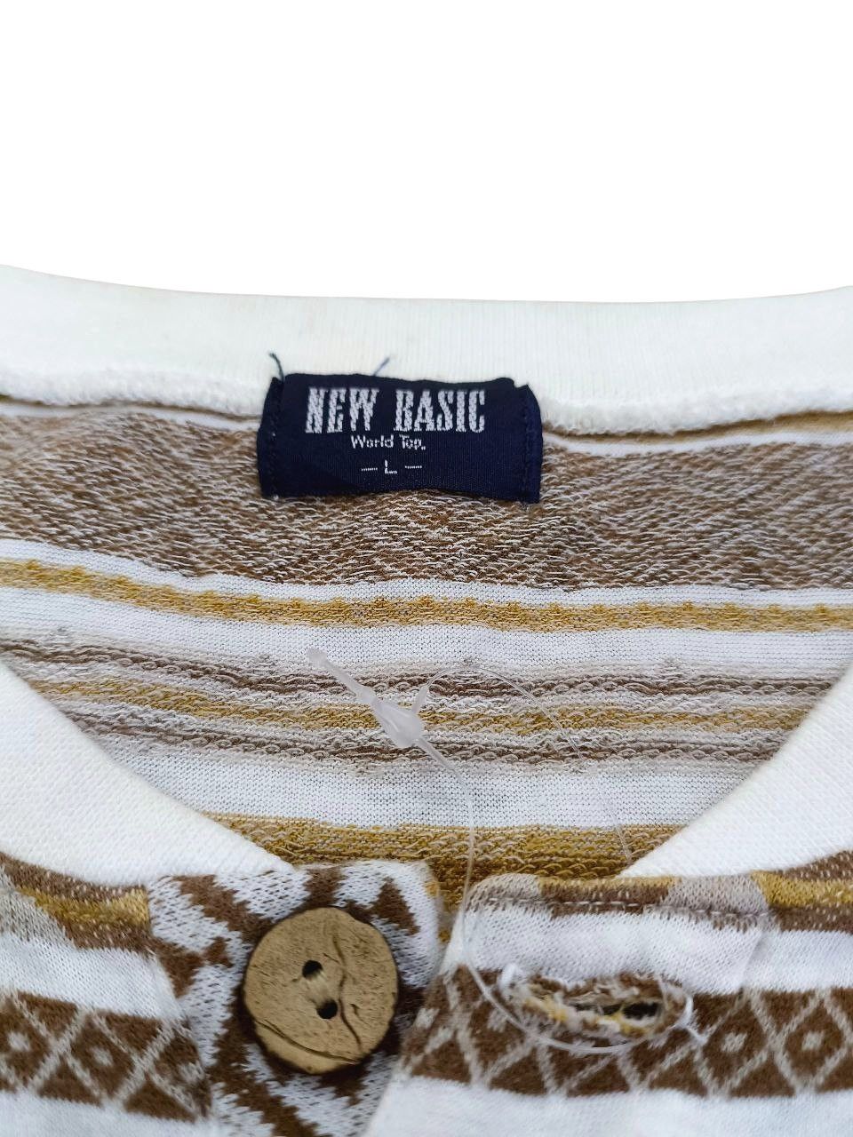 Japanese Brand Rare Vintage Jacquard Native Allover Surf Style Tee Size US L / EU 52-54 / 3 - 5 Thumbnail