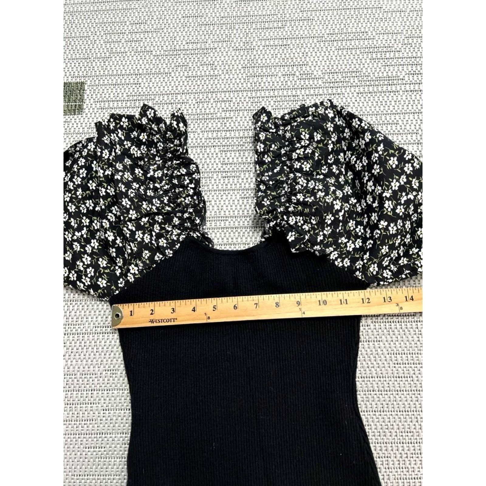Anthropologie Anthropologie Sweater Womens PXS Black Woven Ruffle Sleeve Ditsy Floral Ribbed Size XS / US 0-2 / IT 36-38 - 6 Thumbnail