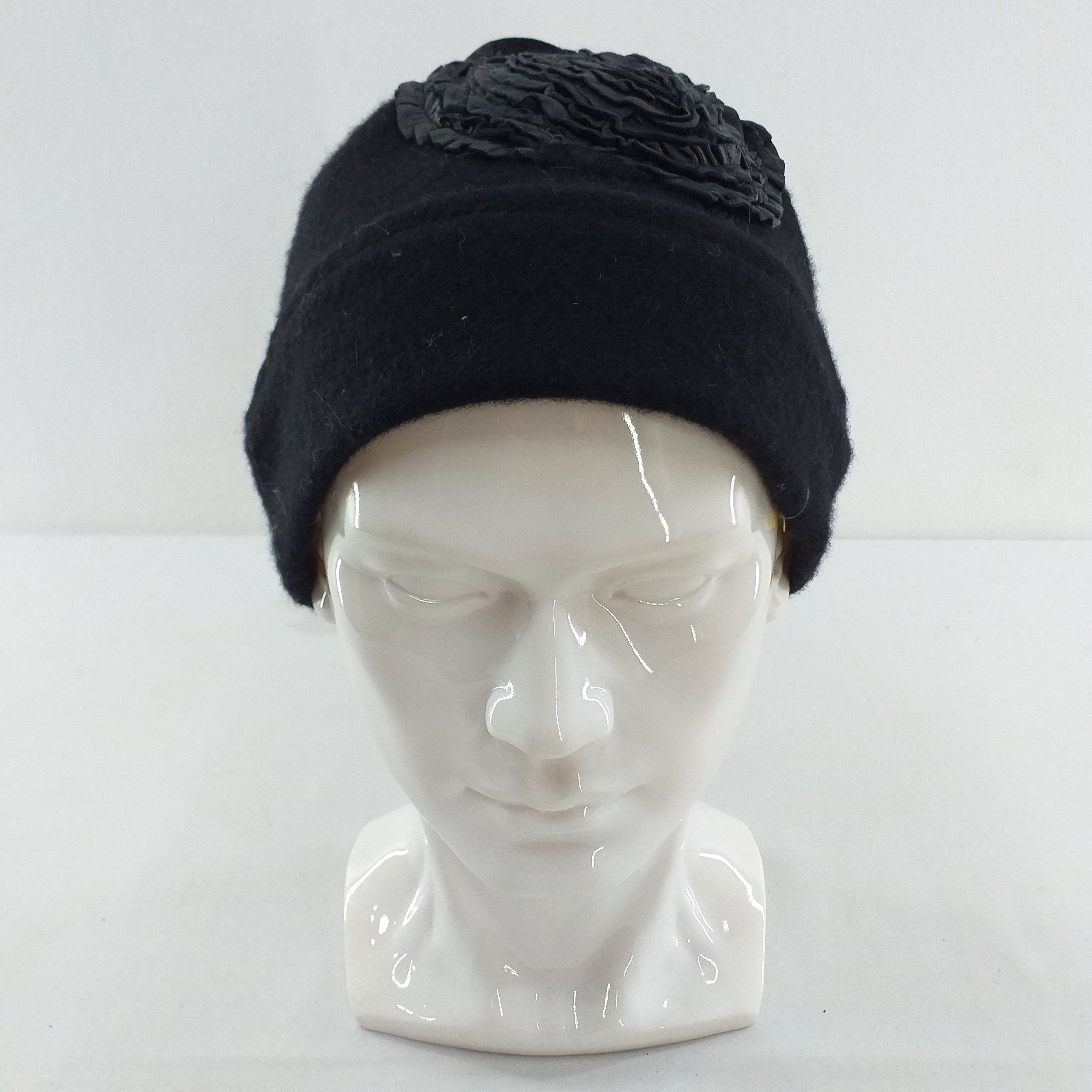 Japanese Brand Black Flower Snow Cap Hat Beanie- BN127 Size ONE SIZE - 1 Thumbnail