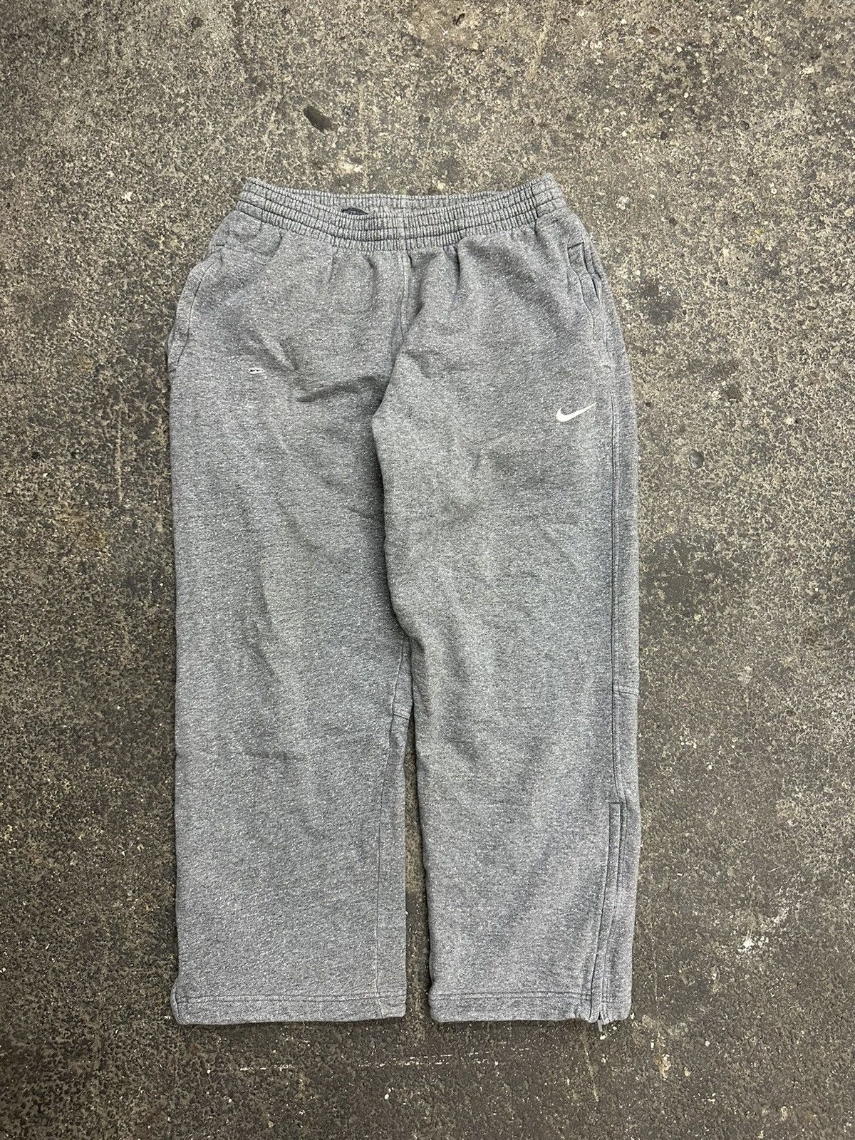 Nike × Vintage Y2K Nike baggy sweatpants Size US 32 / EU 48 - 1 Thumbnail