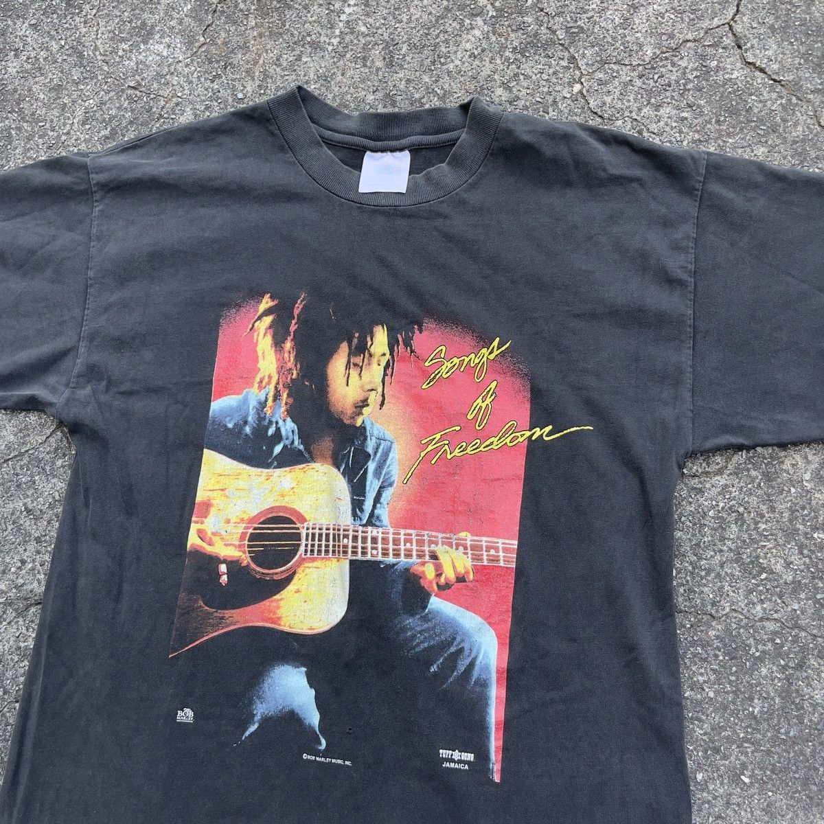 Bob Marley × Vintage Vintage 90s BOB MARLEY SONGS OF FREEDOM Single Stitch Shirt Size US XL / EU 56 / 4 - 2 Thumbnail