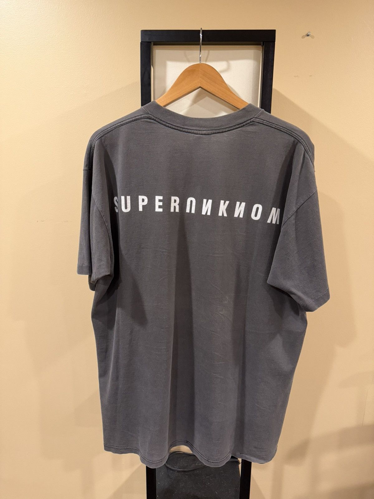 Vintage Vintage SOUNDGARDEN SUPERUNKNOWN Brockum Tag Faded T-Shirt Size US XL / EU 56 / 4 - 14 Thumbnail