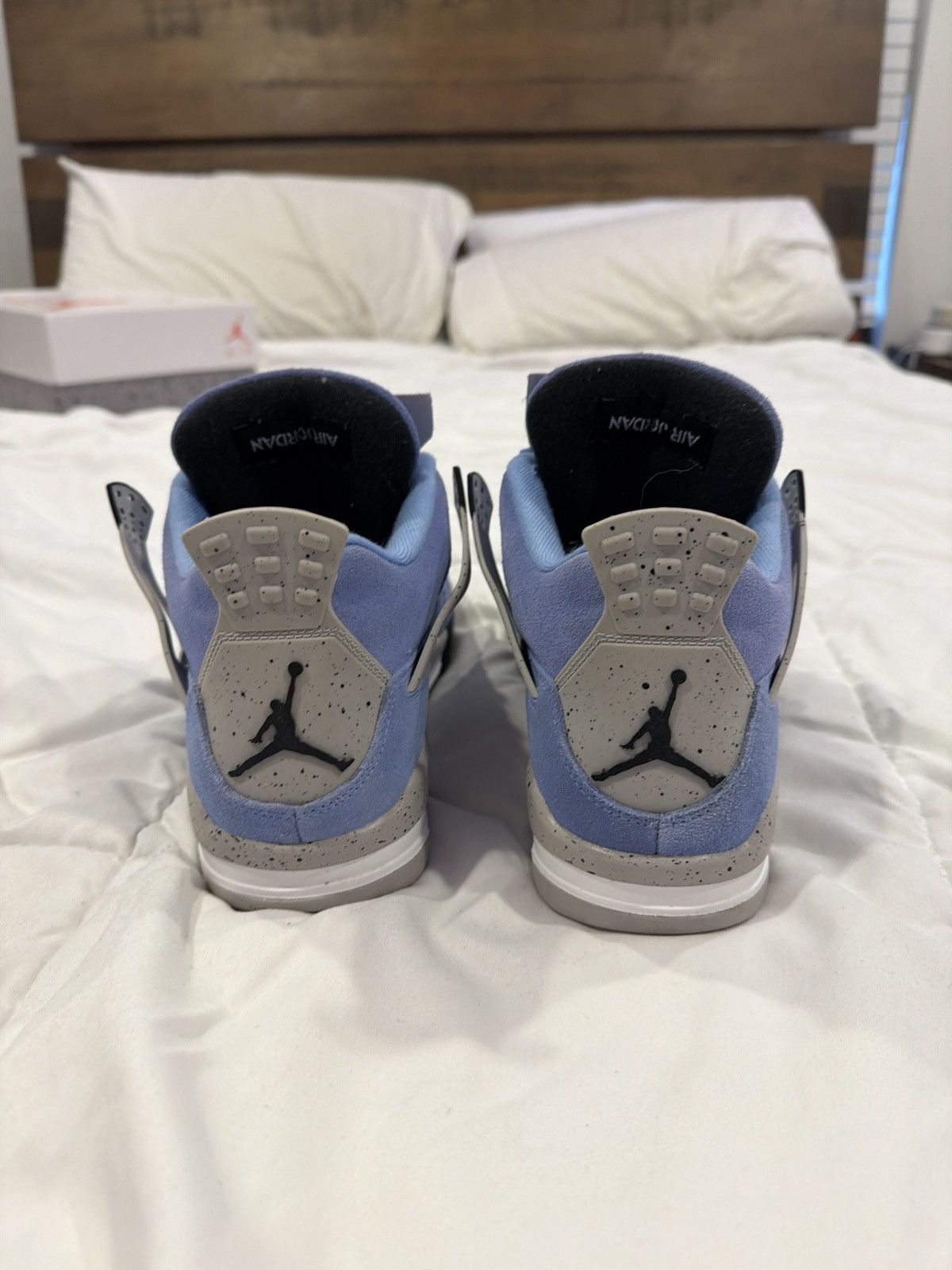 Jordan Brand AirJordan 4 Retro ‘University Blue’ Size US 9.5 / EU 42-43 - 4 Thumbnail