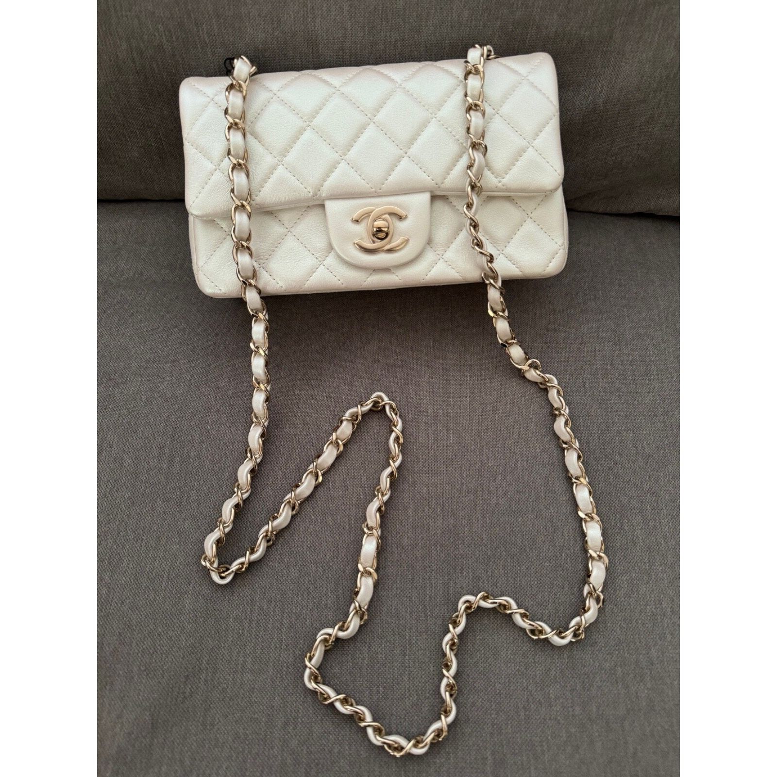 Chanel Chanel White Mini Flap CC Quilted Chain Crossbody Bag Size ONE SIZE - 8 Thumbnail