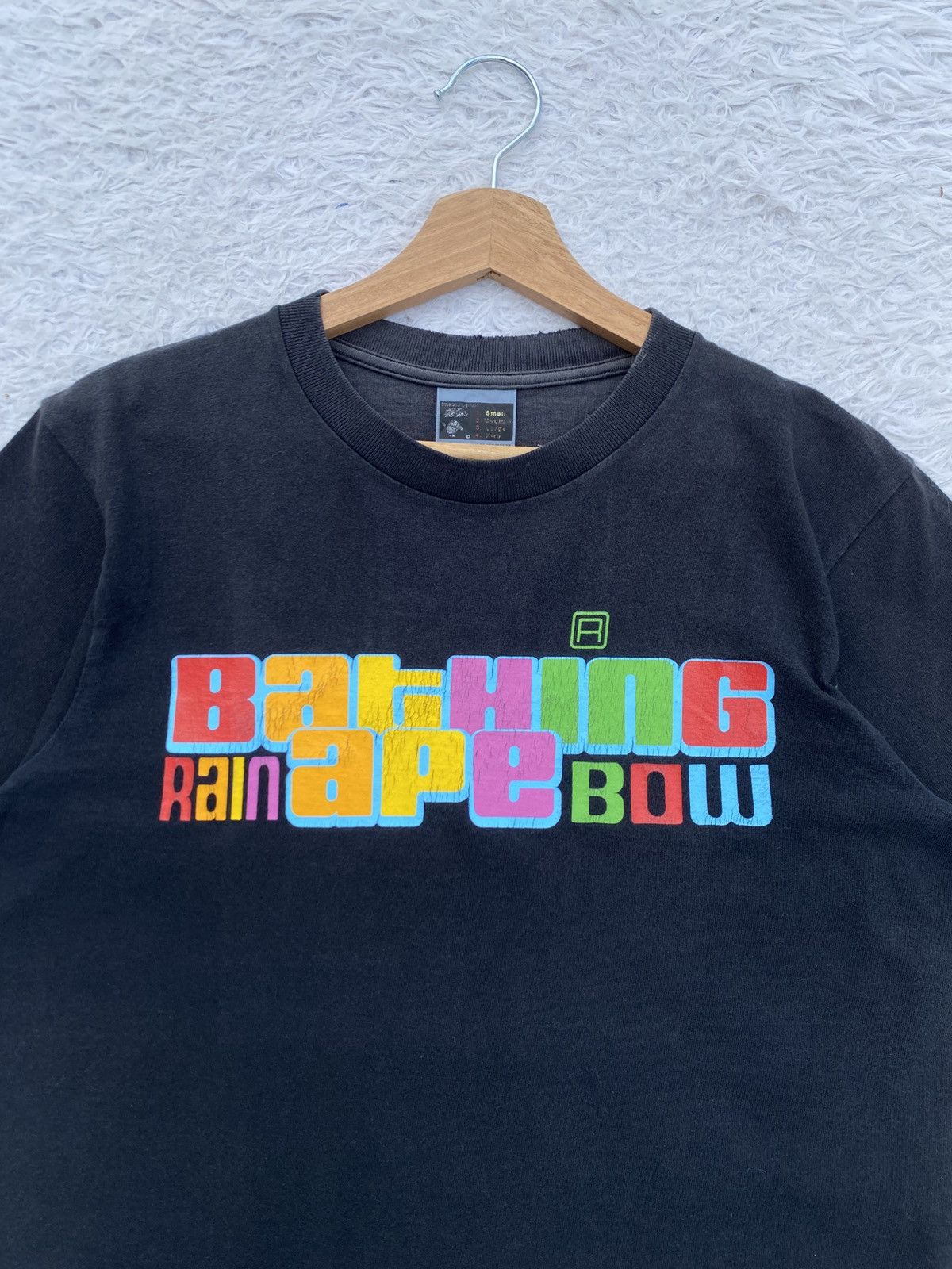 Bape Rare Vintage 2000s BAPE A Bathing Ape Rainbow Tshirt Size US S / EU 44-46 / 1 - 1 Thumbnail