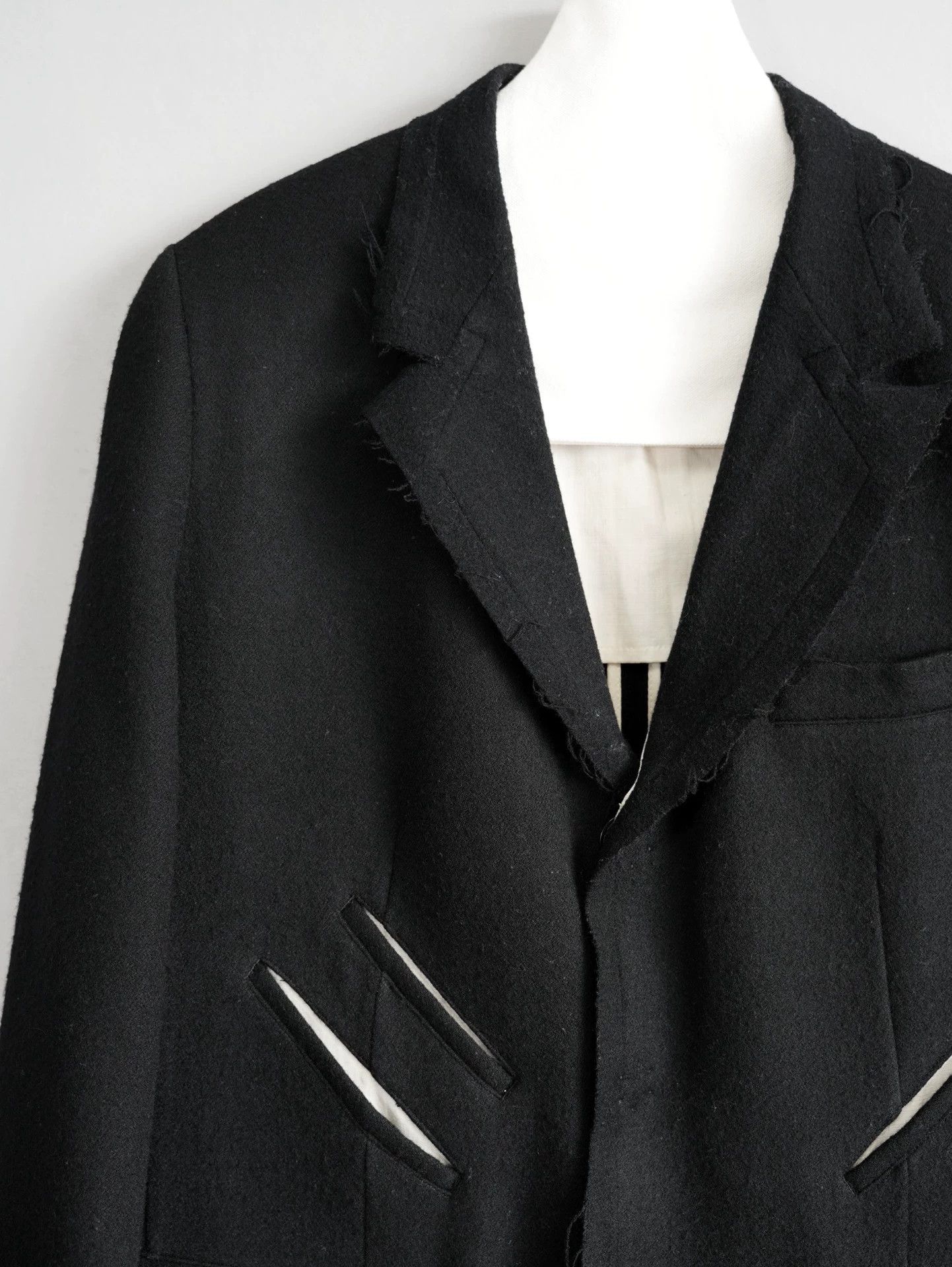Yohji Yamamoto Yohji Yamamoto 09AW Scratched Runway Jacket Size 2 Size US M / EU 48-50 / 2 - 4 Thumbnail