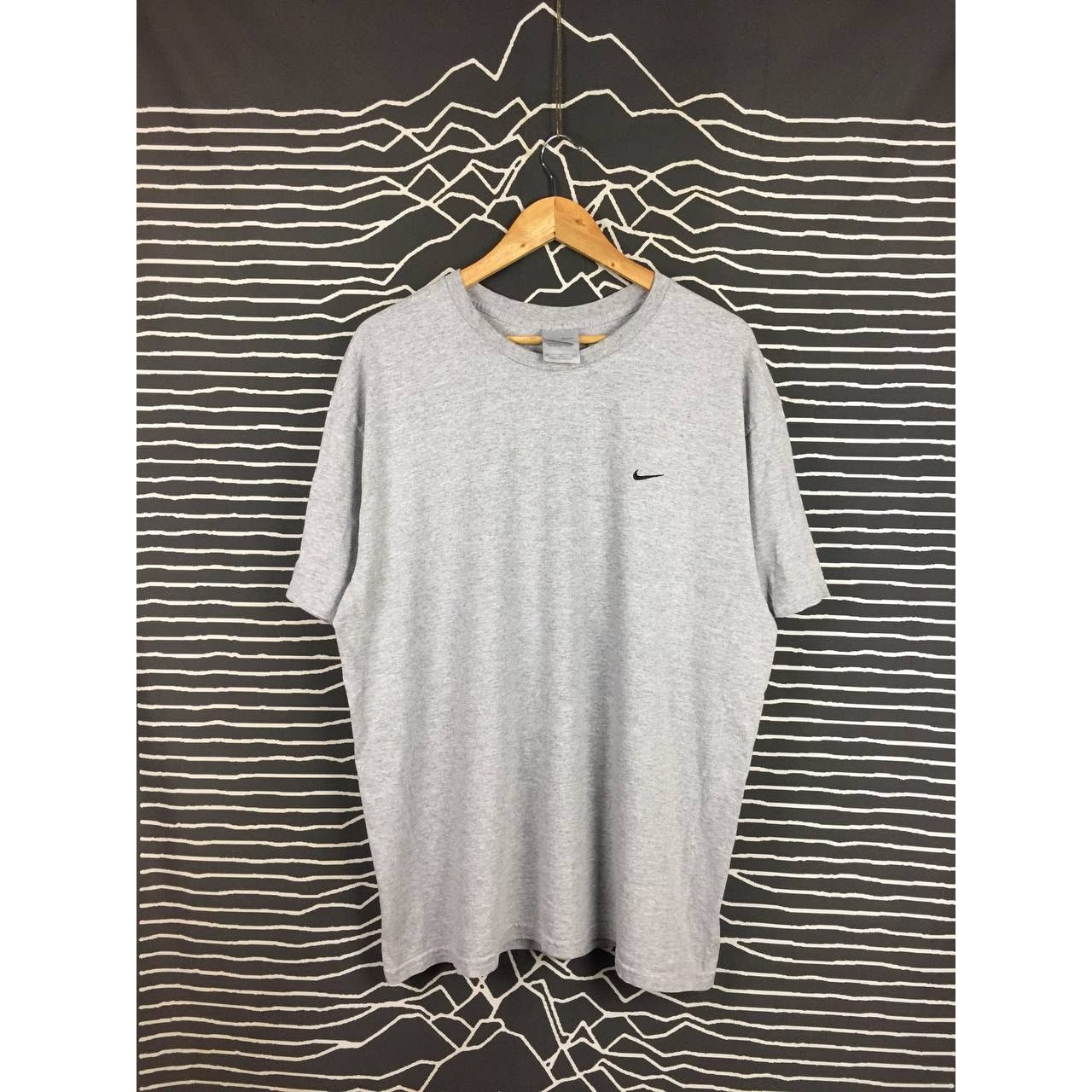 Nike × Vintage Vtg Y2K Nike Swoosh Embroidered Logo Tee Size XL Size US XL / EU 56 / 4 - 2 Thumbnail