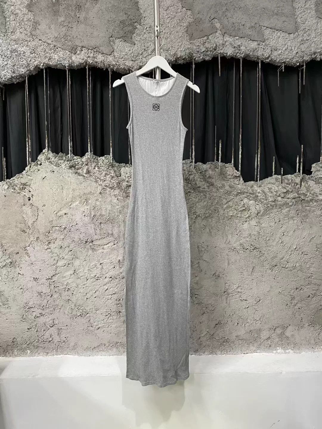 Loewe Loewe Sleeveless Midi Dress Size US S / EU 44-46 / 1 - 1 Thumbnail