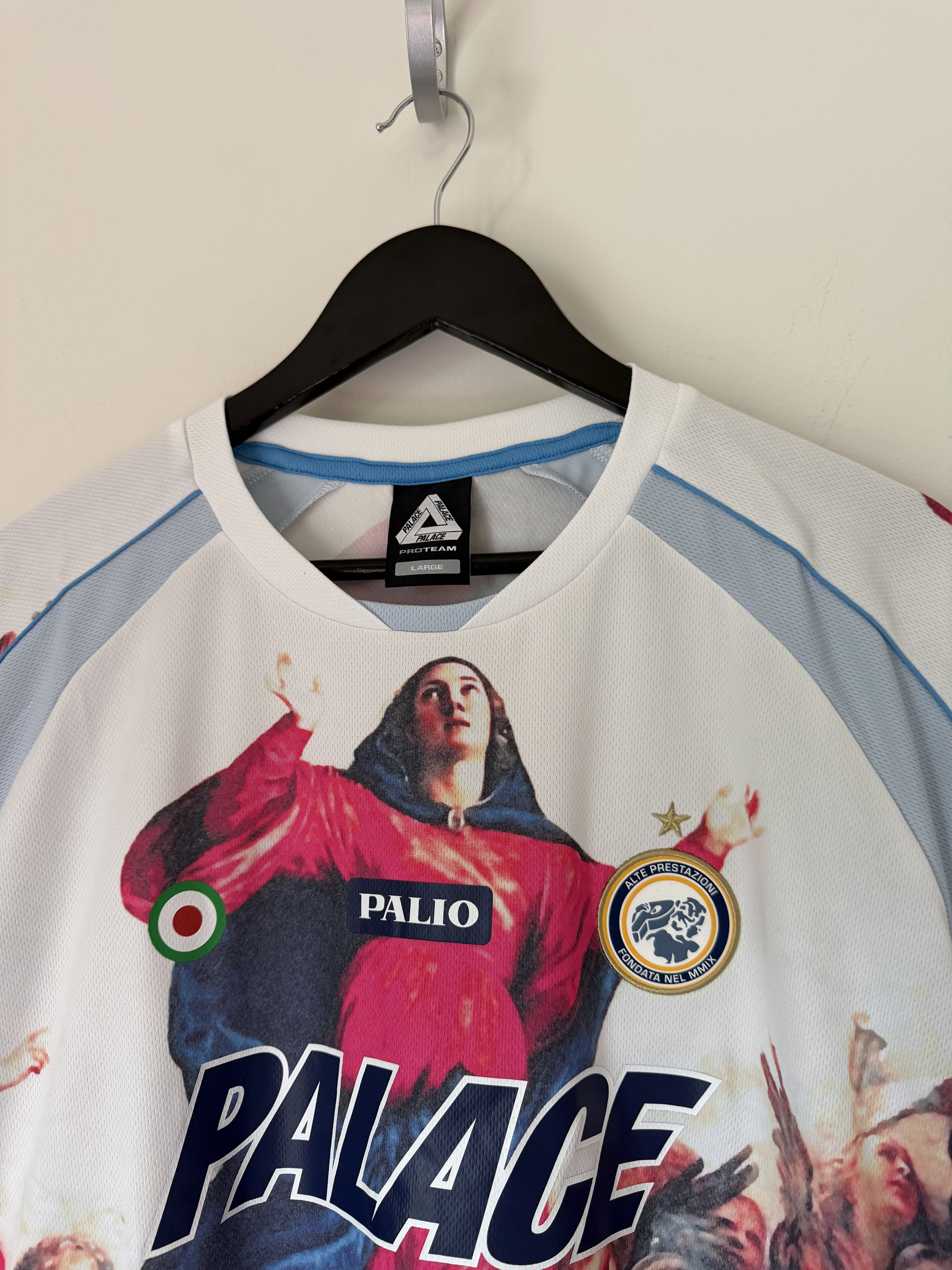 Palace Palace Titan Jersey in White Size US L / EU 52-54 / 3 - 2 Thumbnail