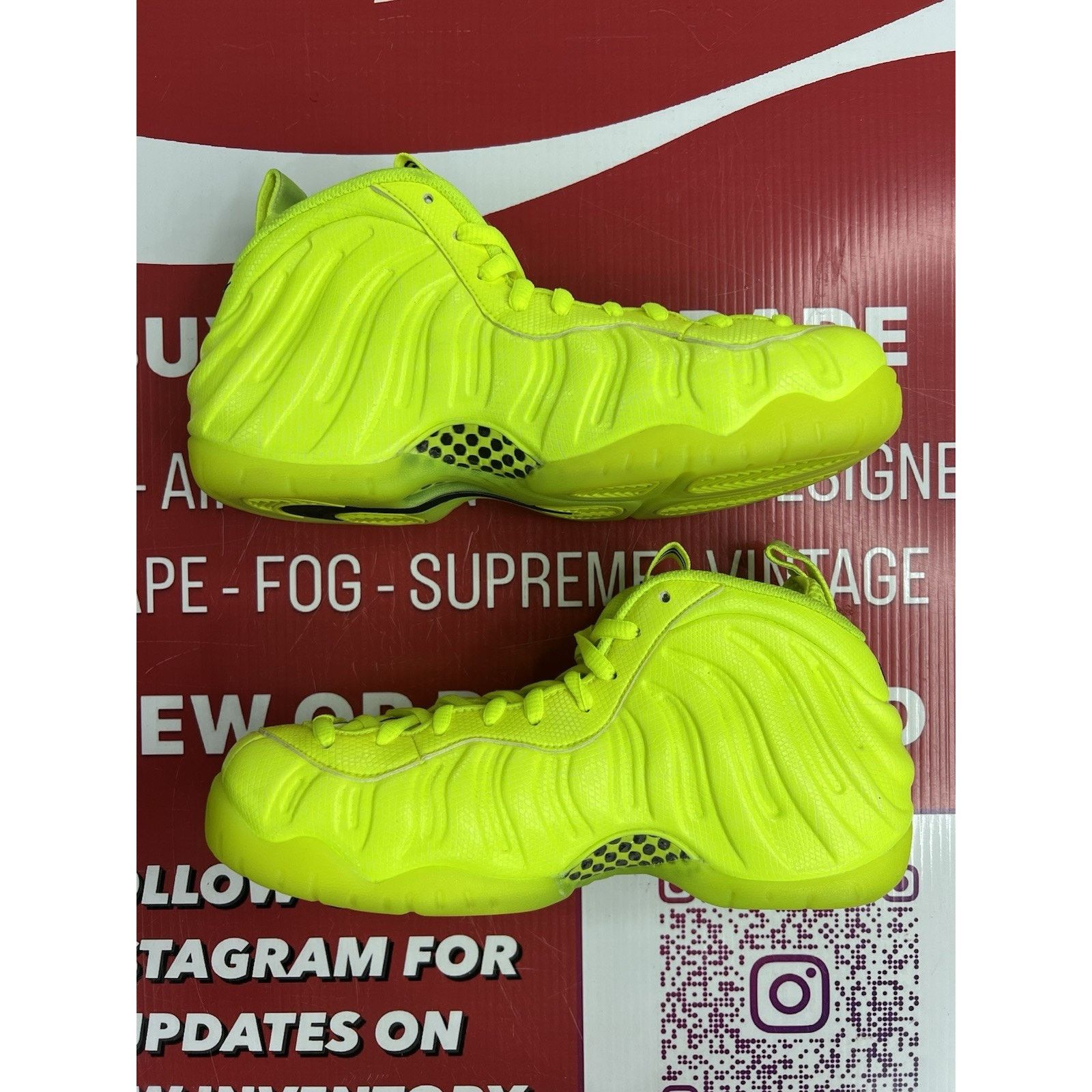 Nike Nike Air Foamposite Pro Volt Size 8.5 (624041-700) Size US 8.5 / EU 41-42 - 3 Thumbnail