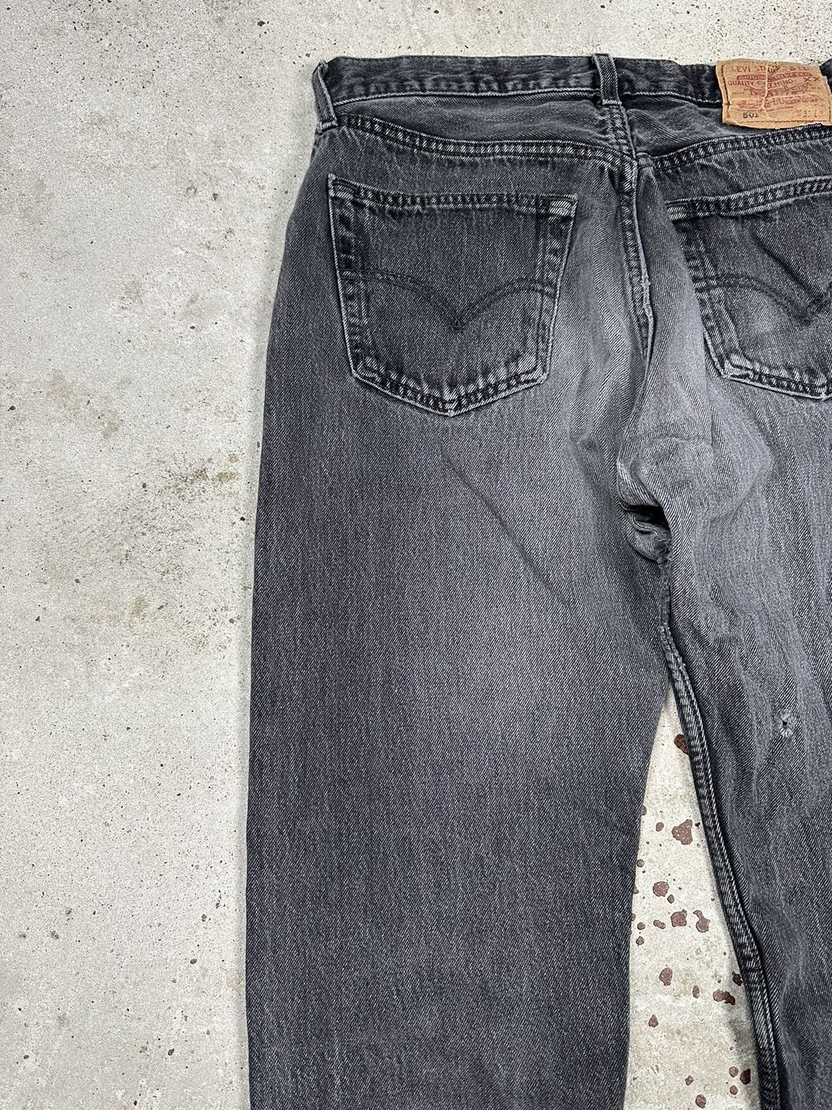 Levi's × Vintage Vintage 90s Levi’s 501 Distressed Washed Grey Denim Pants Size US 30 / EU 46 - 12 Thumbnail